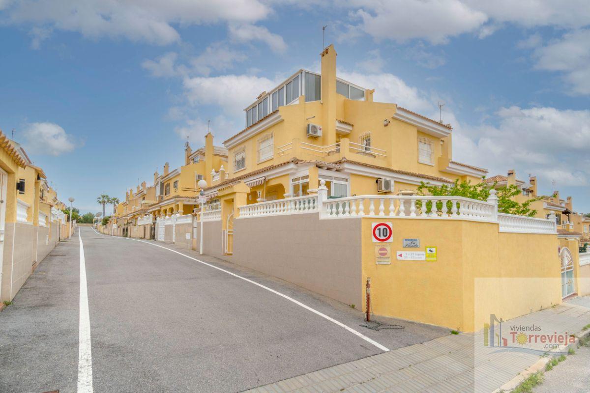 For sale of chalet in Orihuela Costa