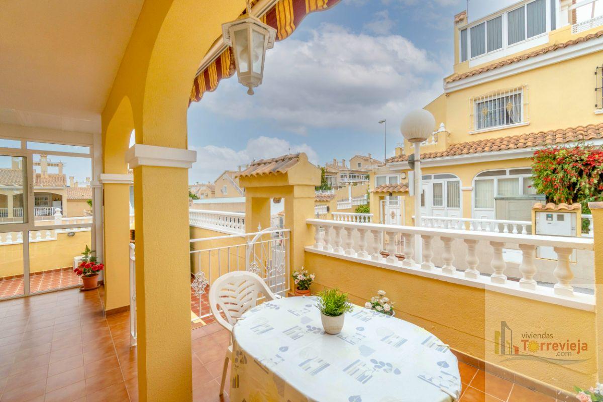 For sale of chalet in Orihuela Costa