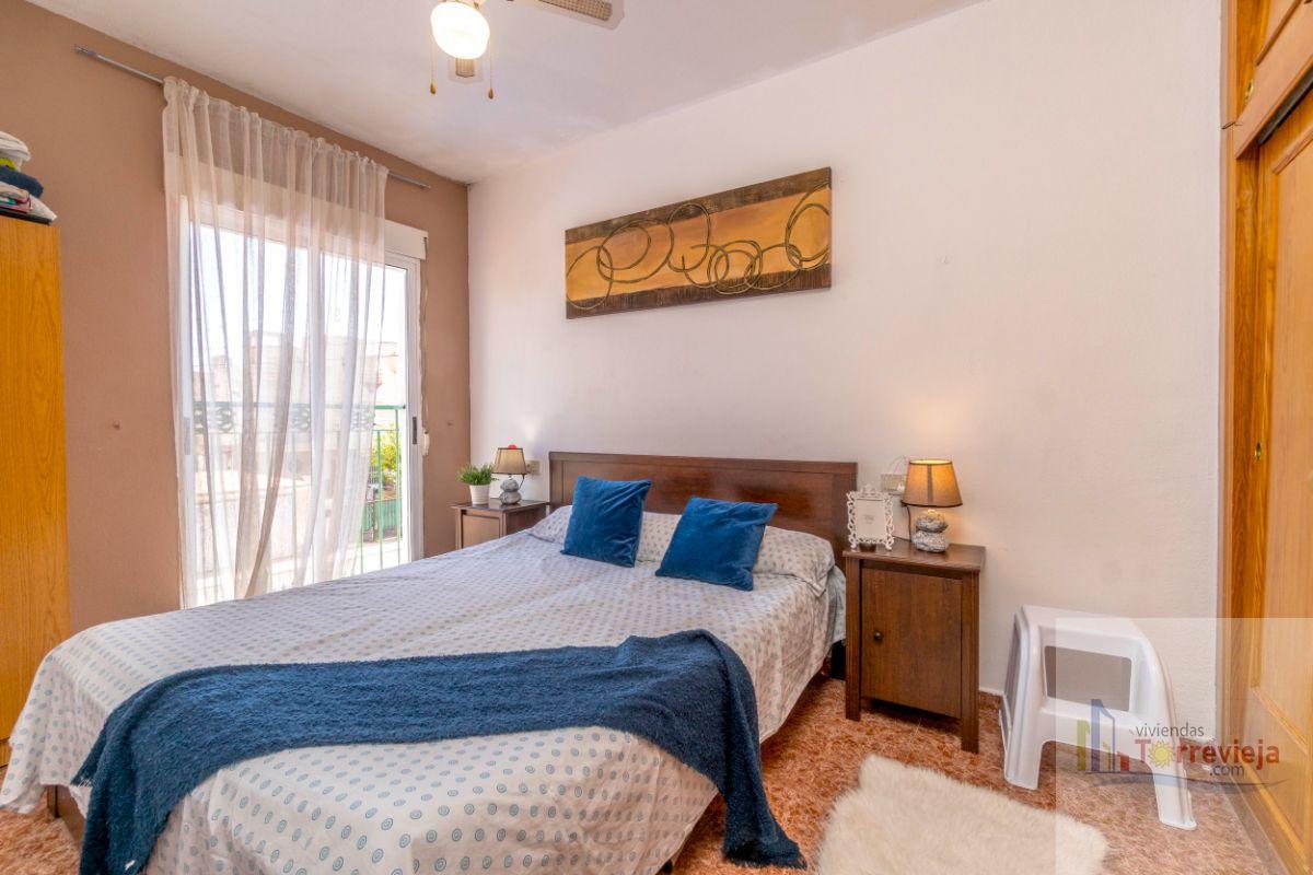 For sale of chalet in Torrevieja