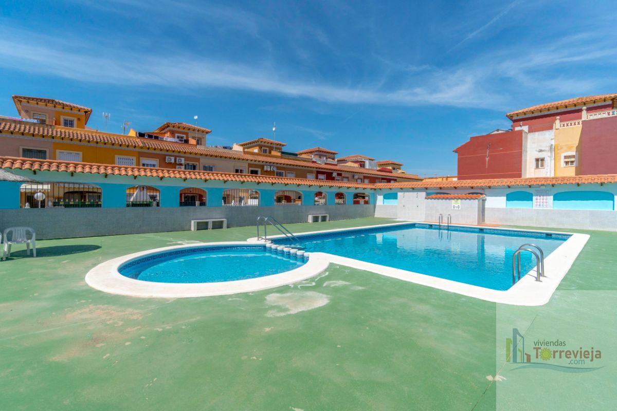 For sale of chalet in Torrevieja