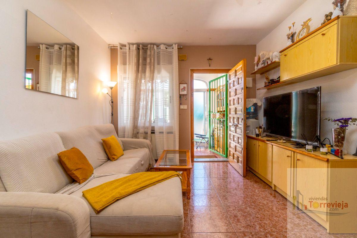 For sale of chalet in Torrevieja