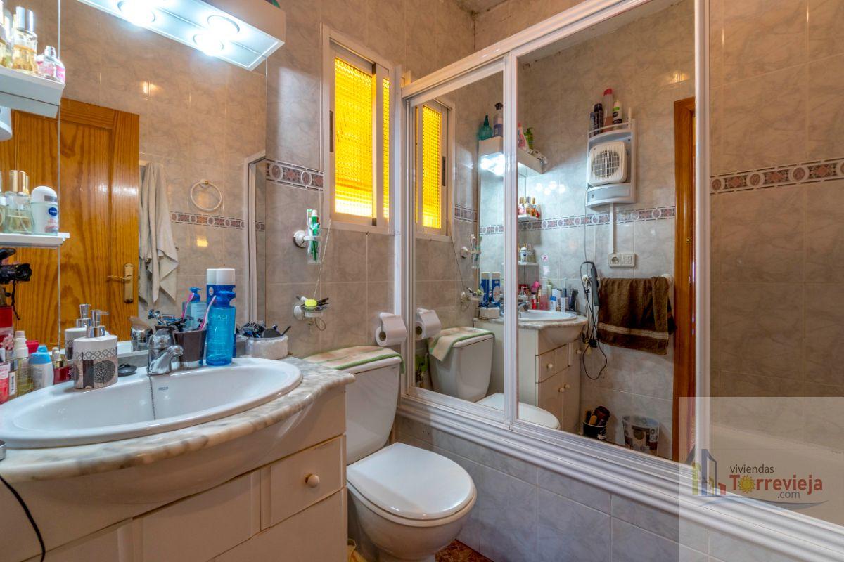 For sale of chalet in Torrevieja