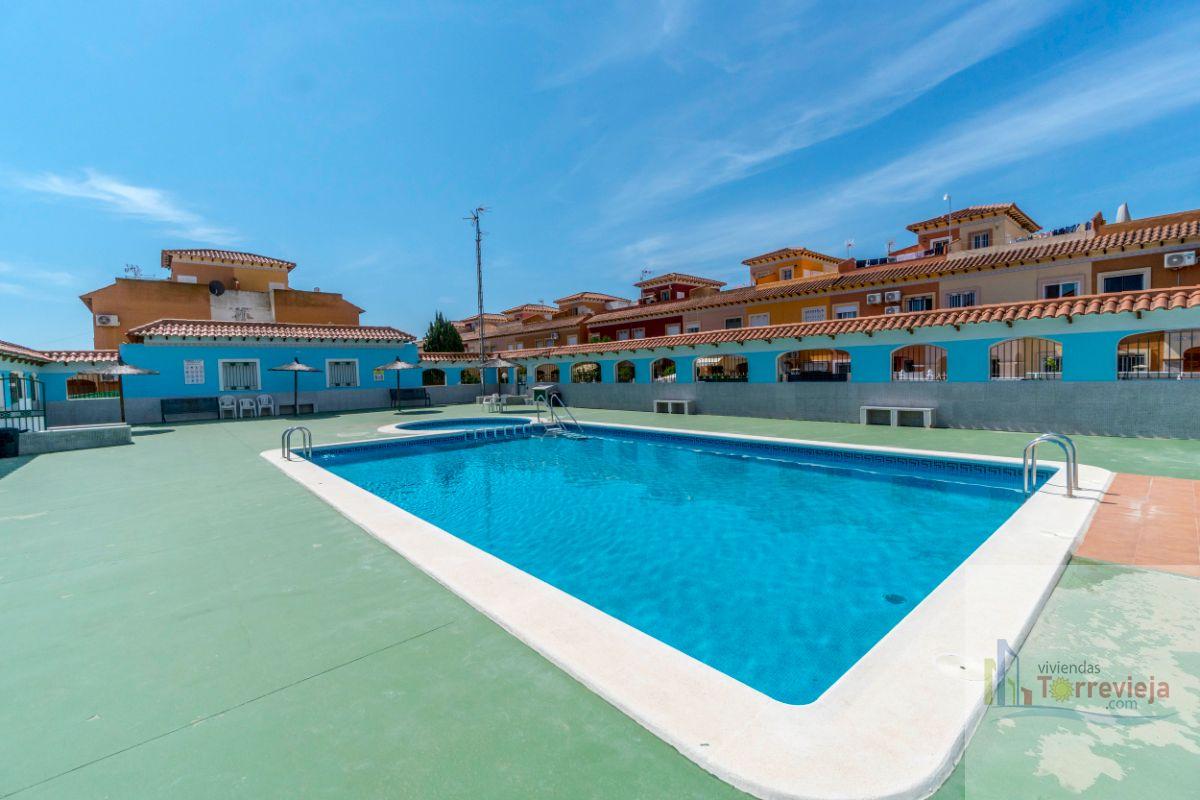 For sale of chalet in Torrevieja
