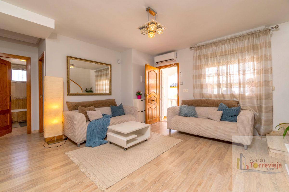 For sale of chalet in Torrevieja
