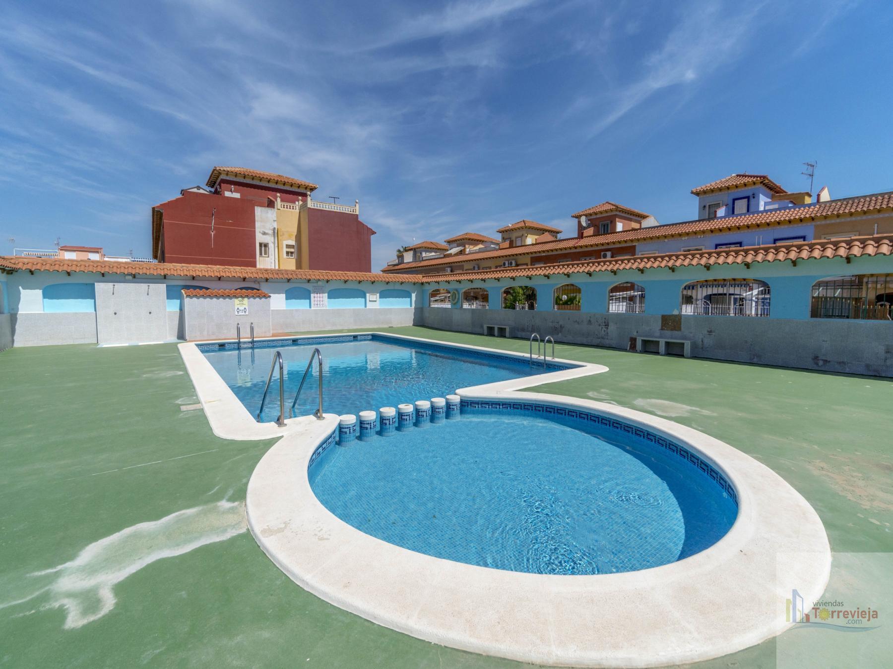 For sale of chalet in Torrevieja