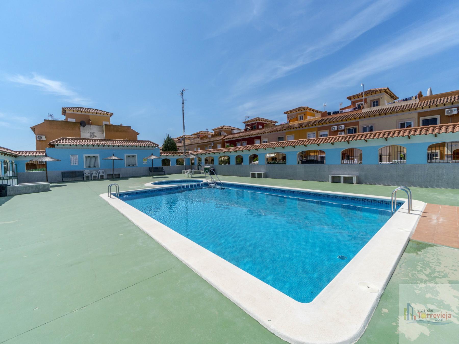 For sale of chalet in Torrevieja