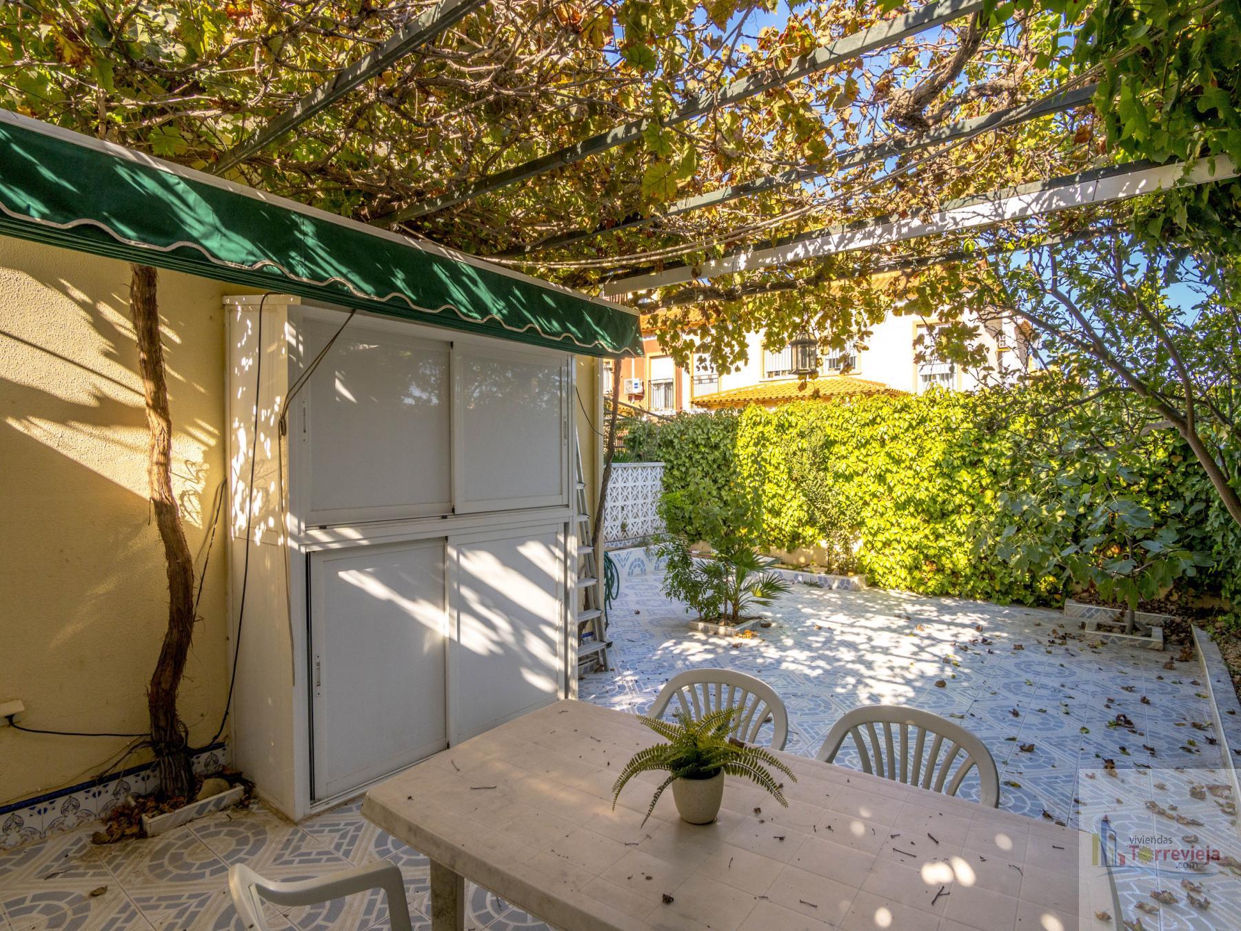 For sale of chalet in Torrevieja