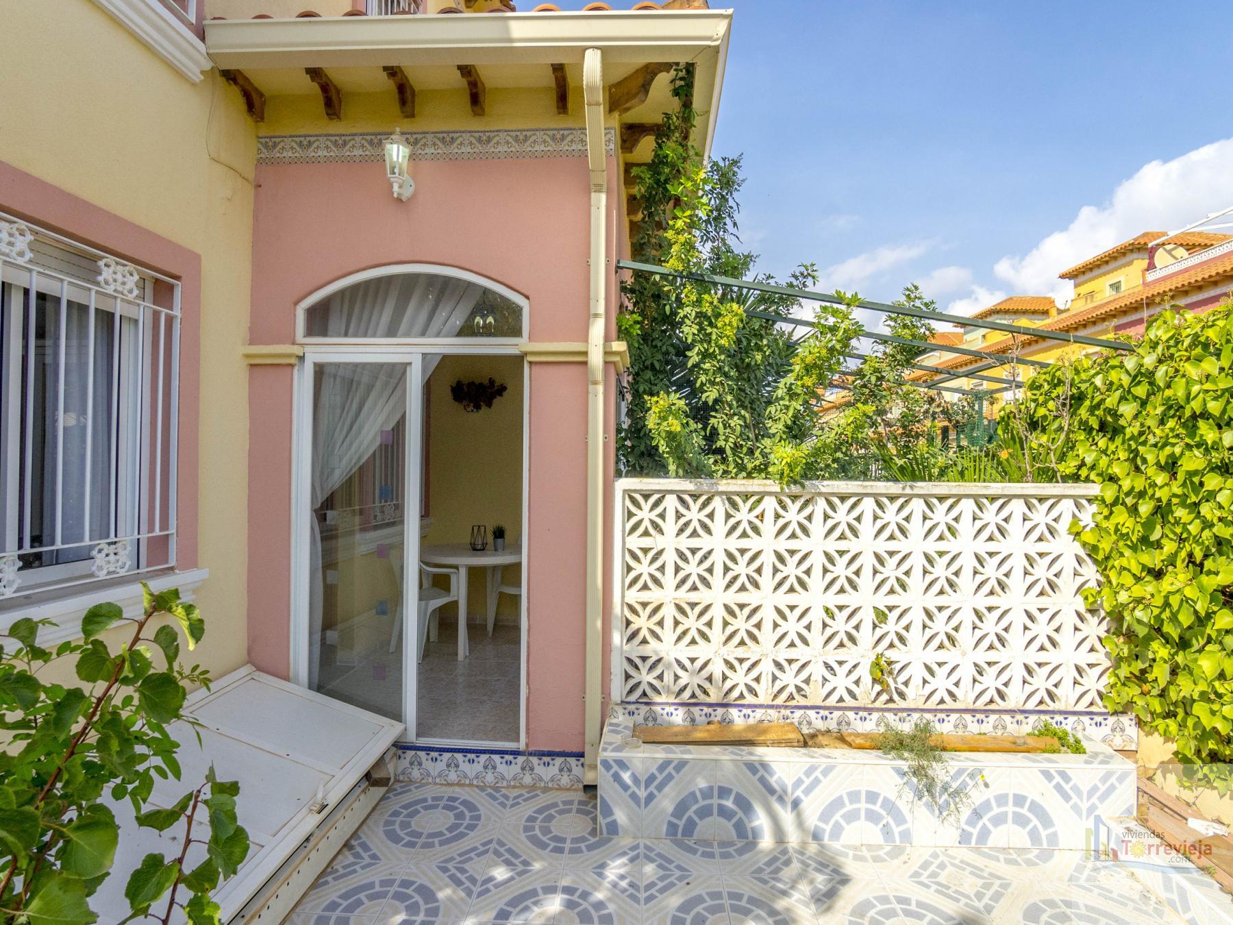 For sale of chalet in Torrevieja