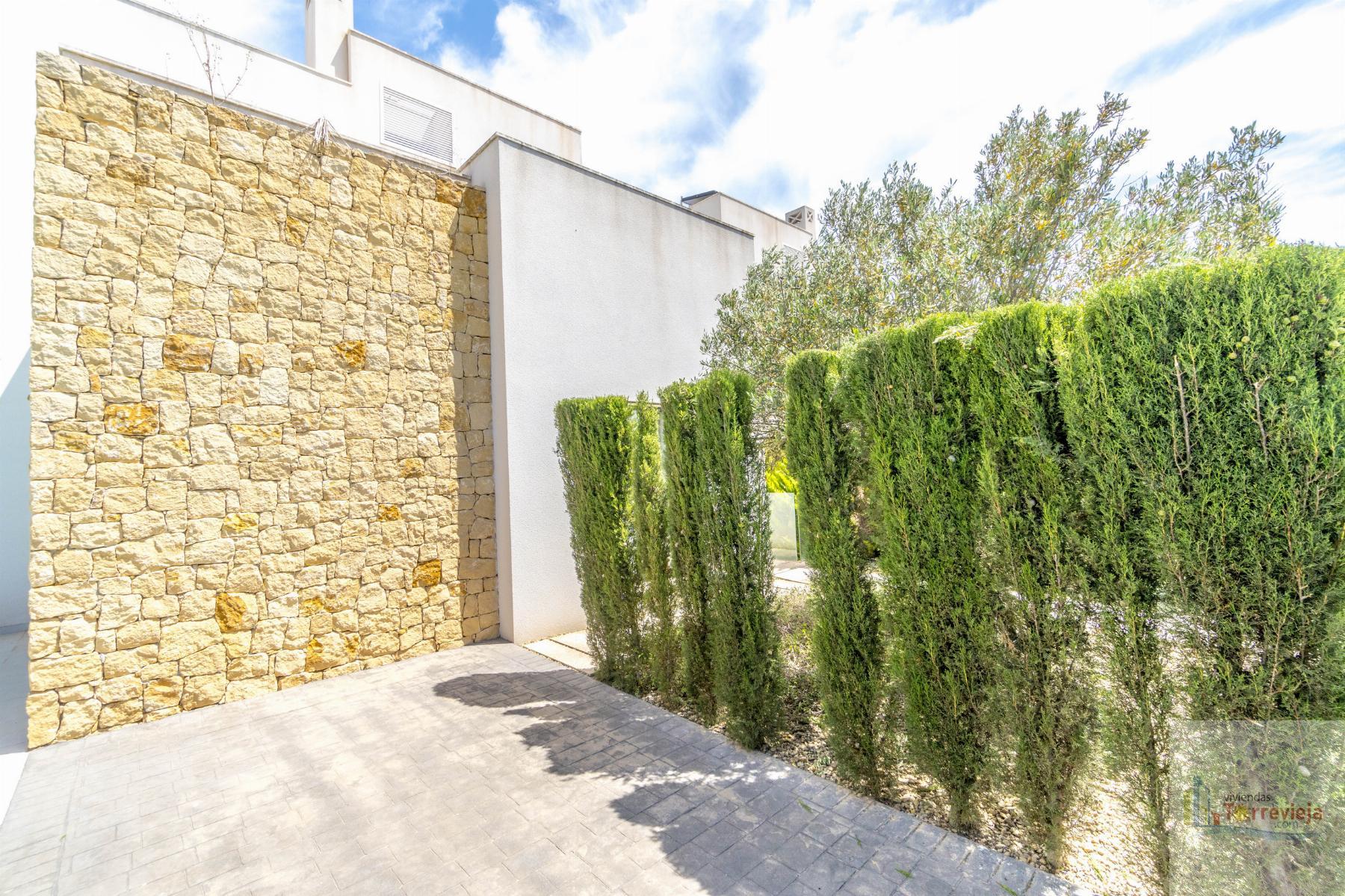 For sale of villa in Ciudad Quesada
