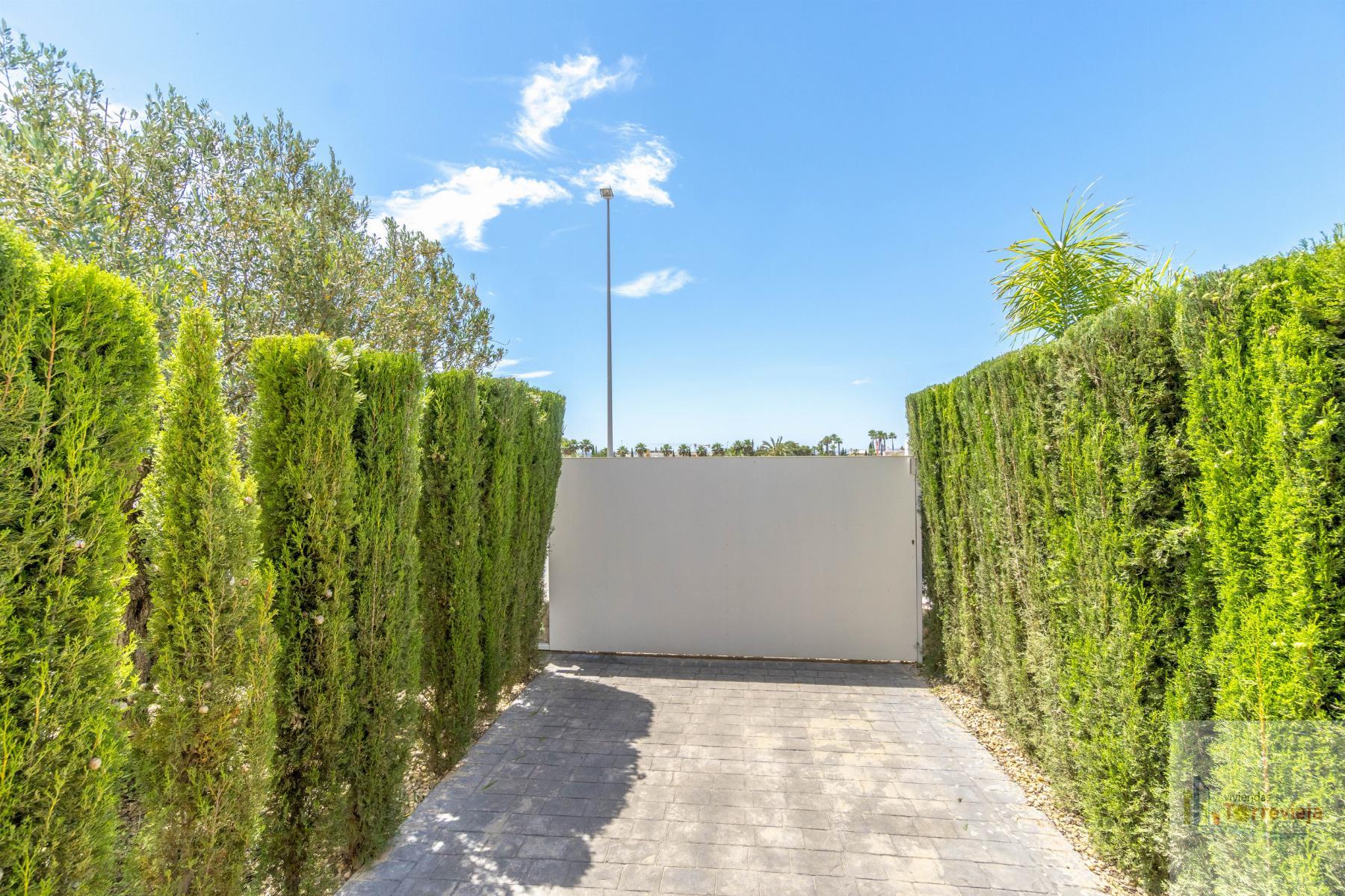 For sale of villa in Ciudad Quesada