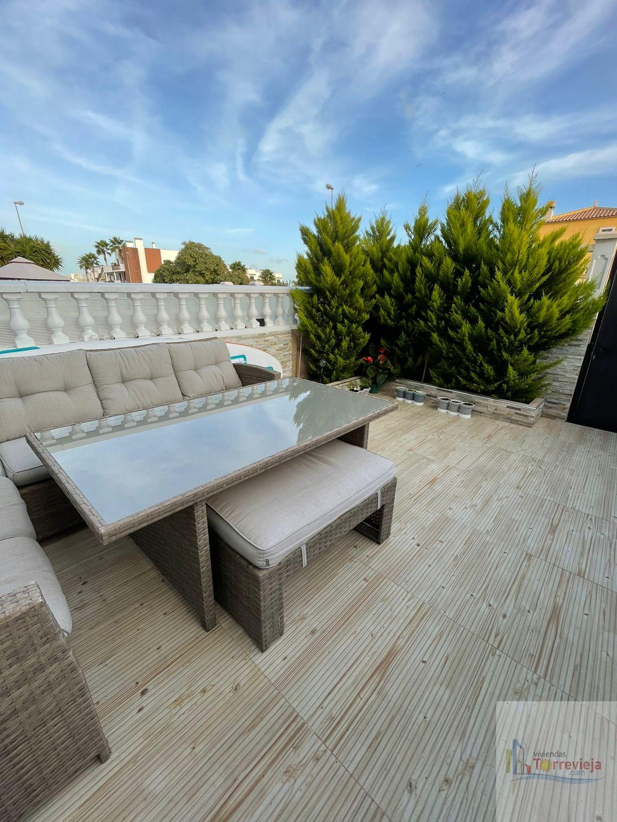 For sale of chalet in Orihuela Costa
