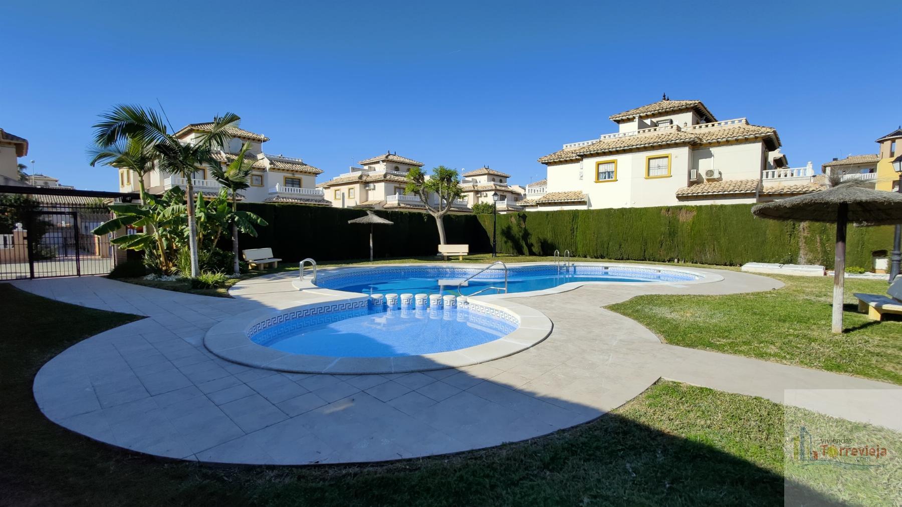 Venta de bungalow en Orihuela Costa