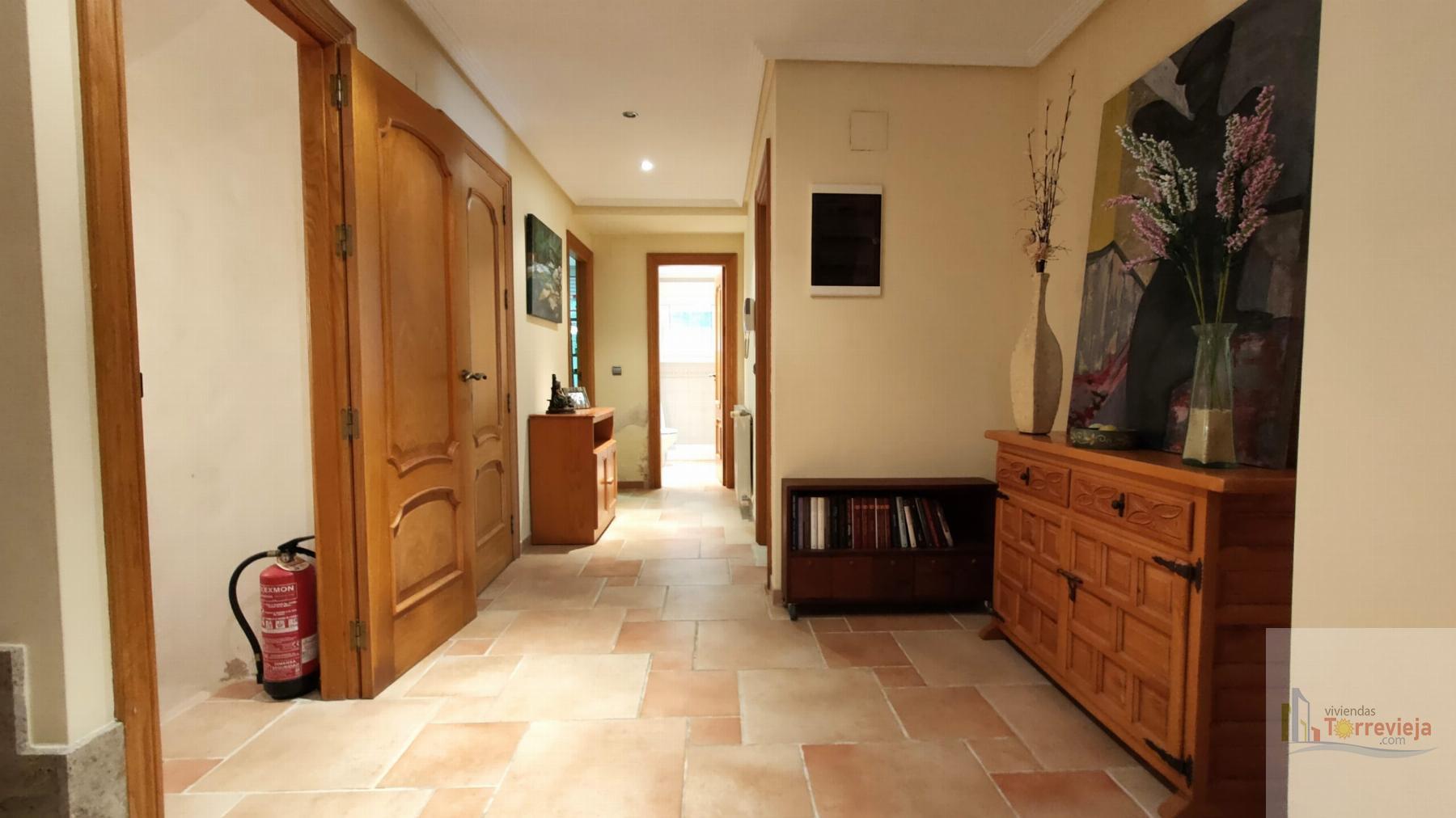 For sale of chalet in Torrevieja