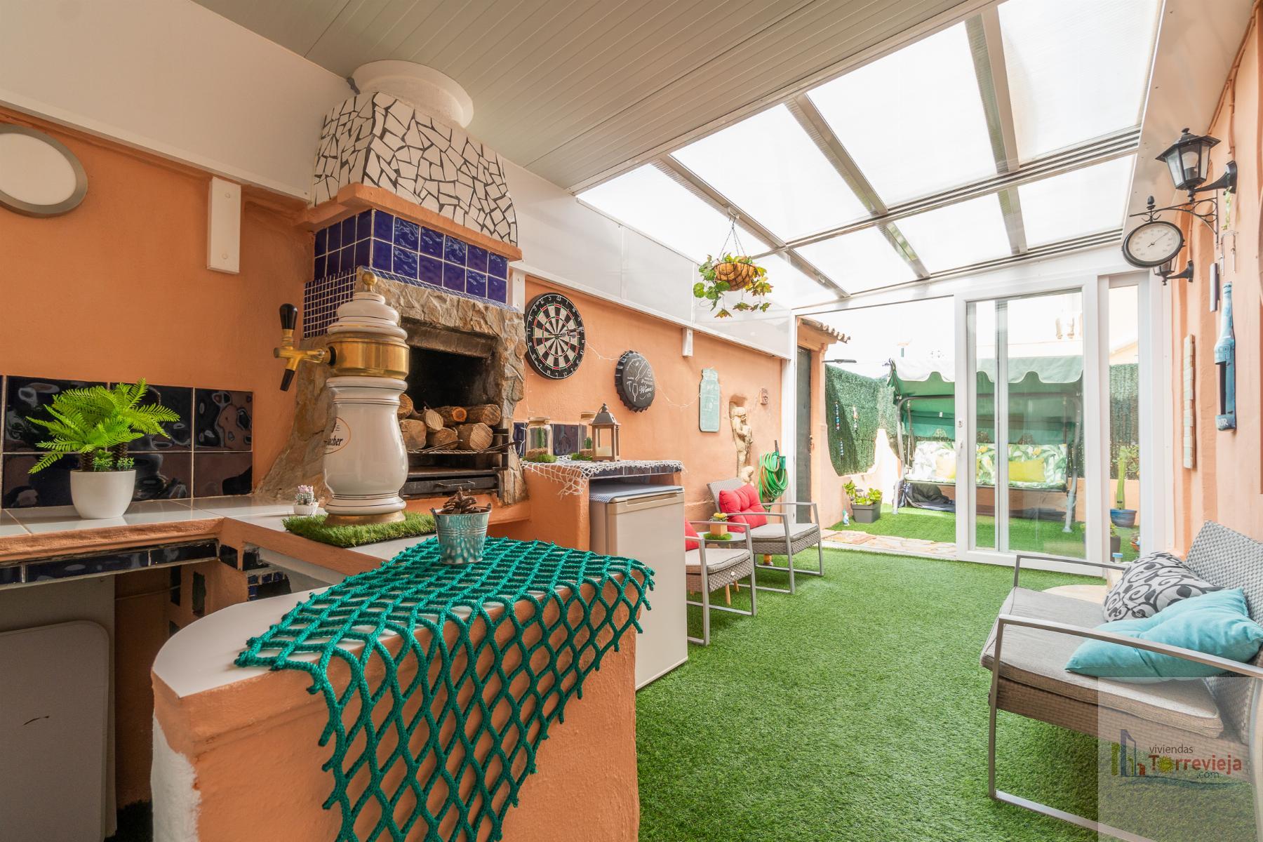 For sale of chalet in Orihuela Costa
