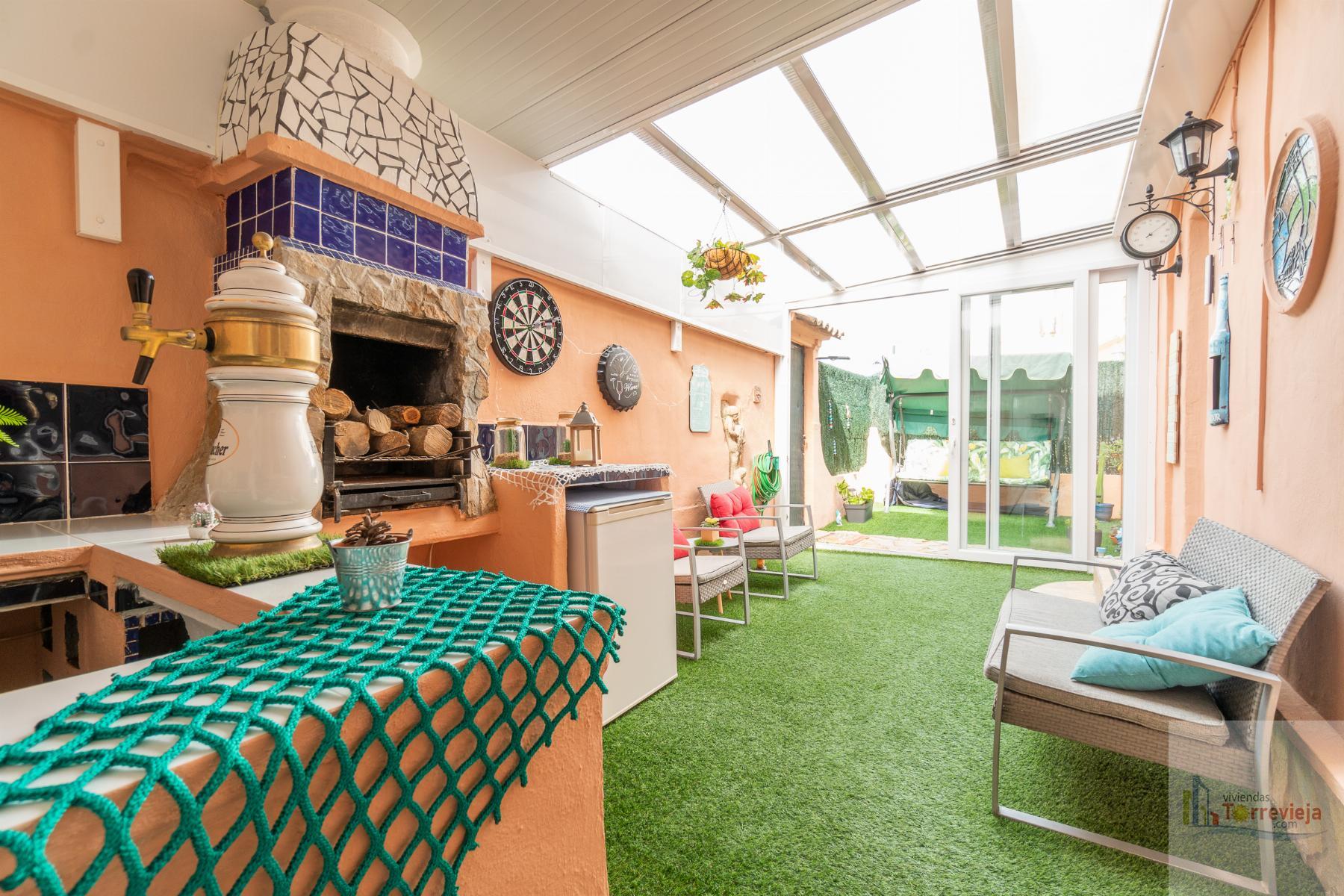 For sale of chalet in Orihuela Costa