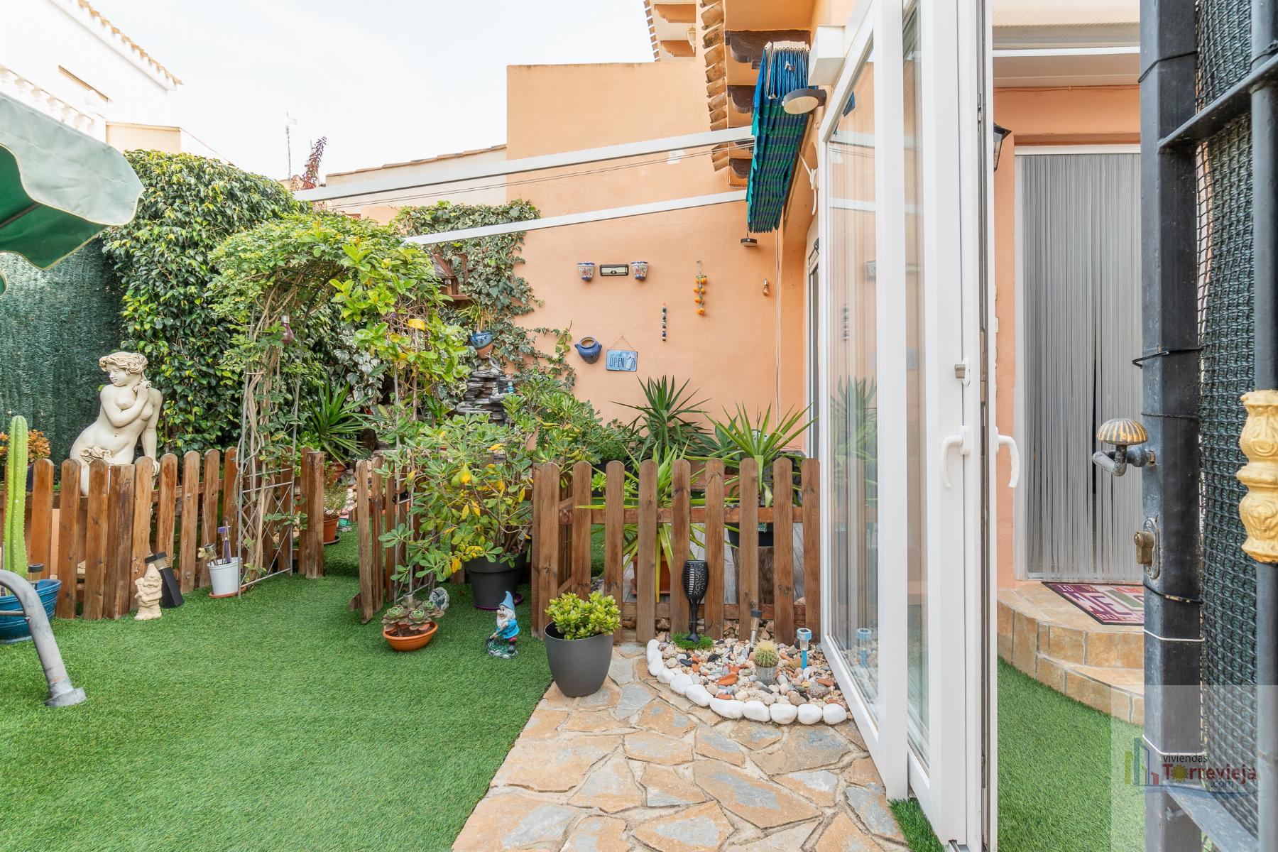 For sale of chalet in Orihuela Costa
