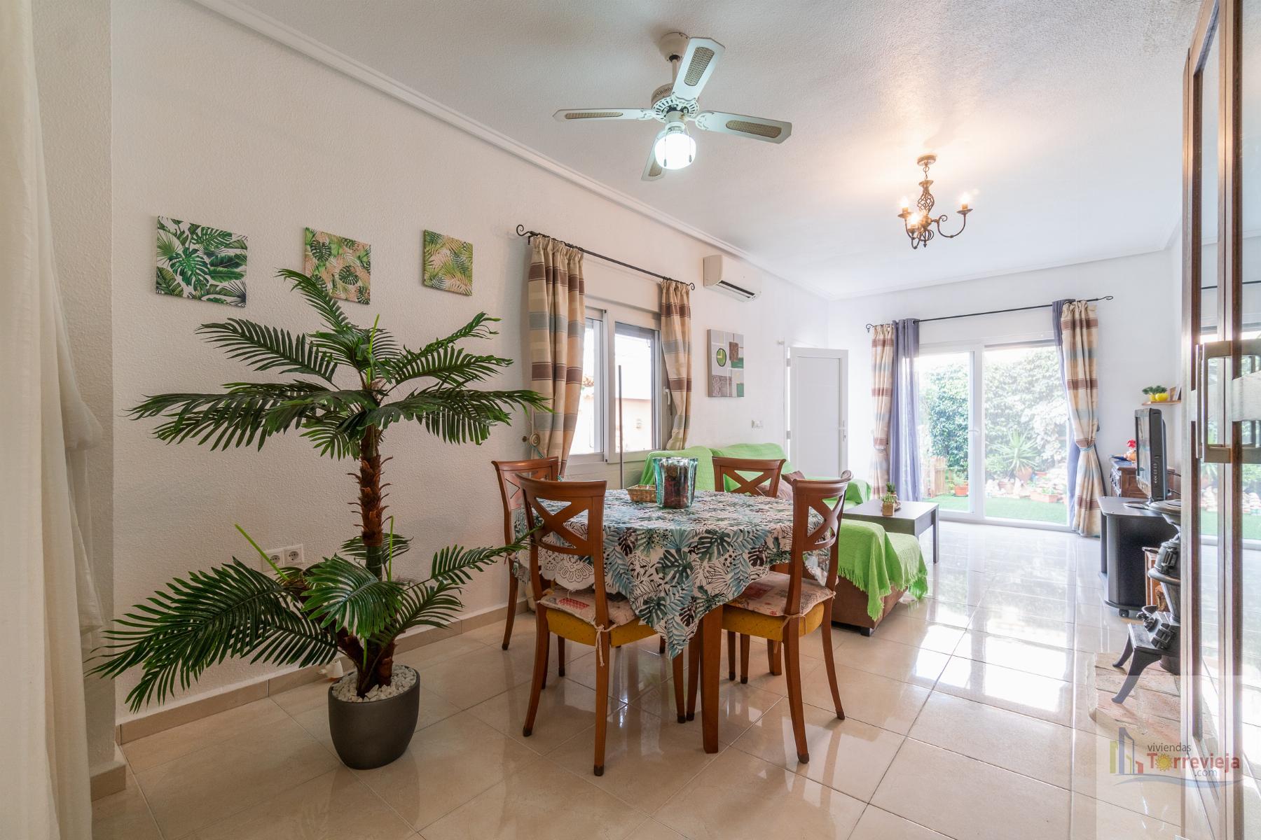 For sale of chalet in Orihuela Costa