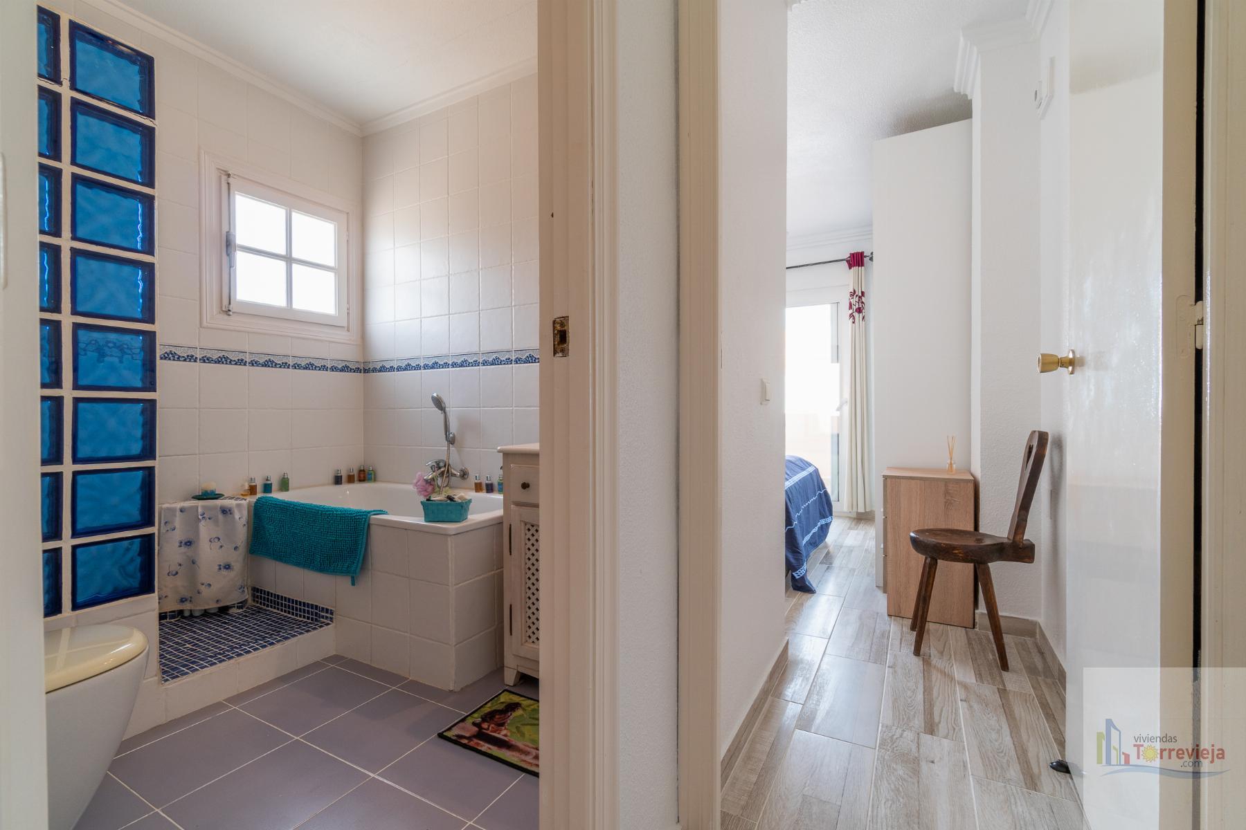 For sale of chalet in Orihuela Costa