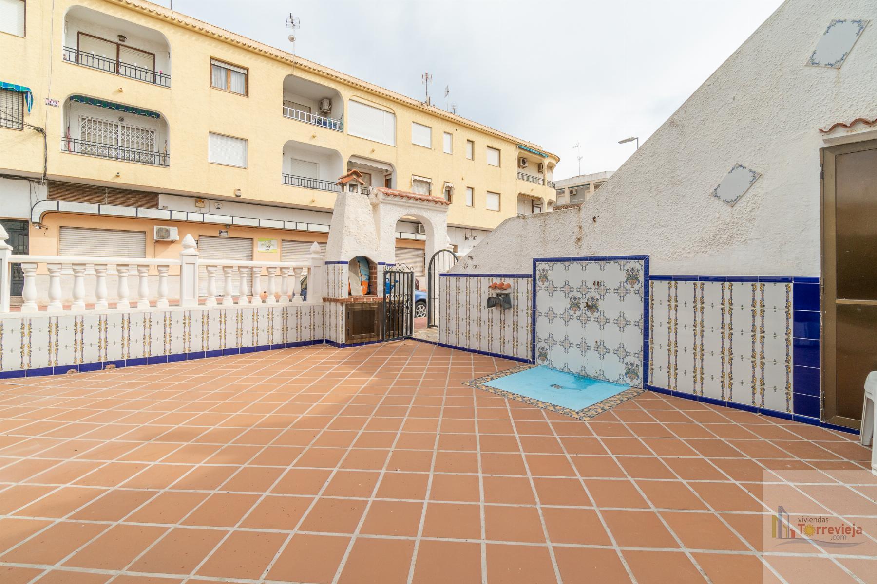 For sale of bungalow in Torrevieja