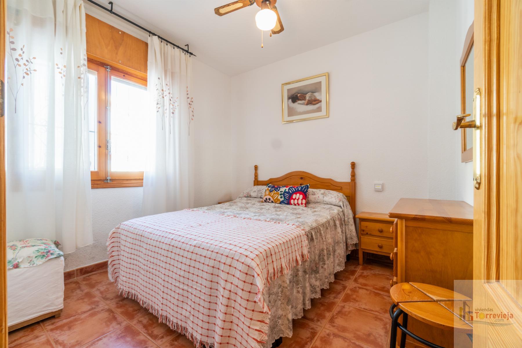 For sale of bungalow in Torrevieja
