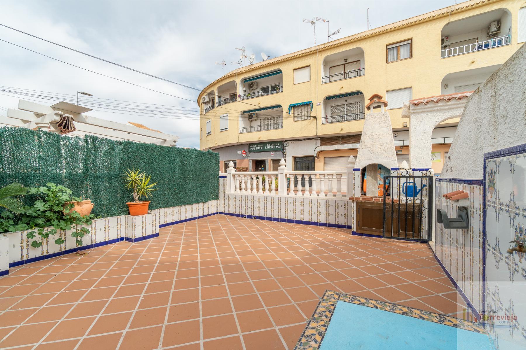 For sale of bungalow in Torrevieja