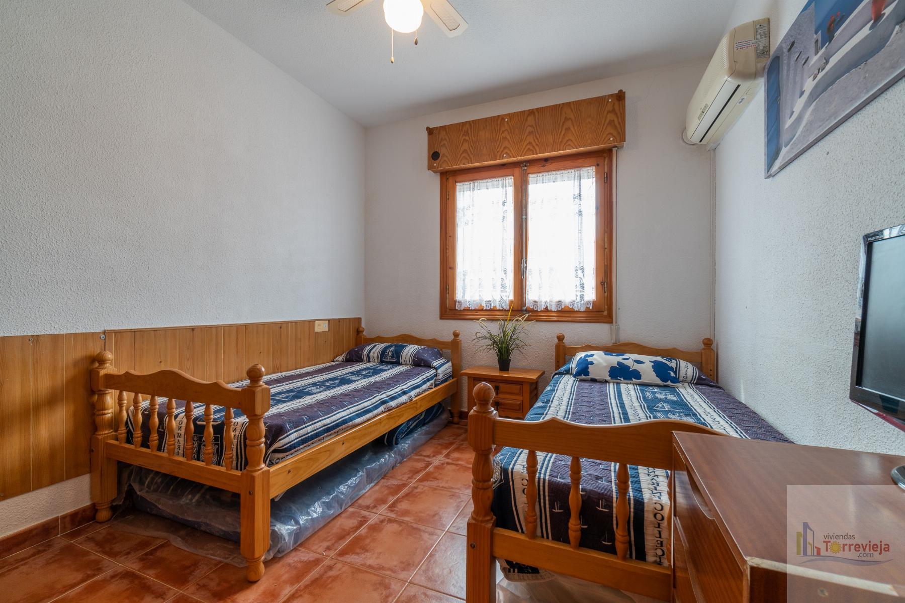 For sale of bungalow in Torrevieja