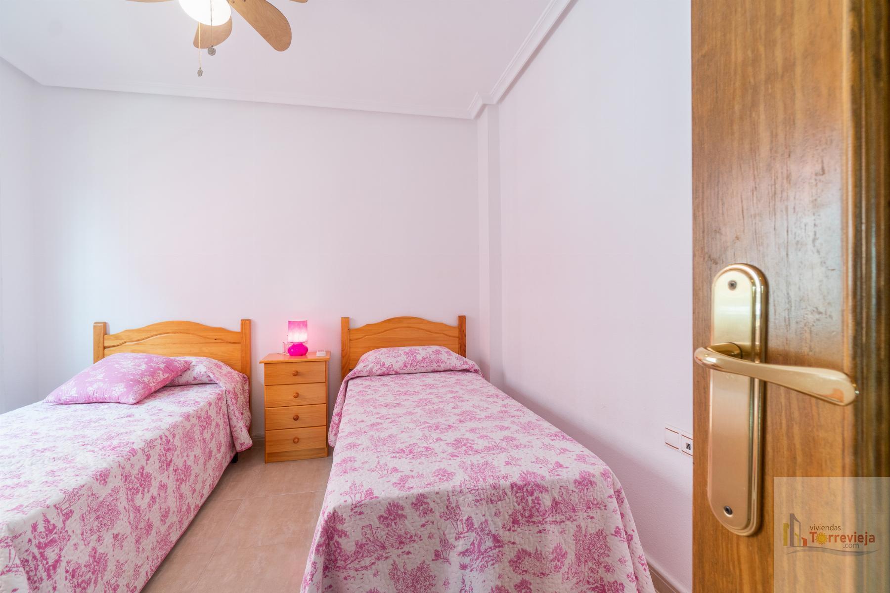 For sale of bungalow in Torrevieja