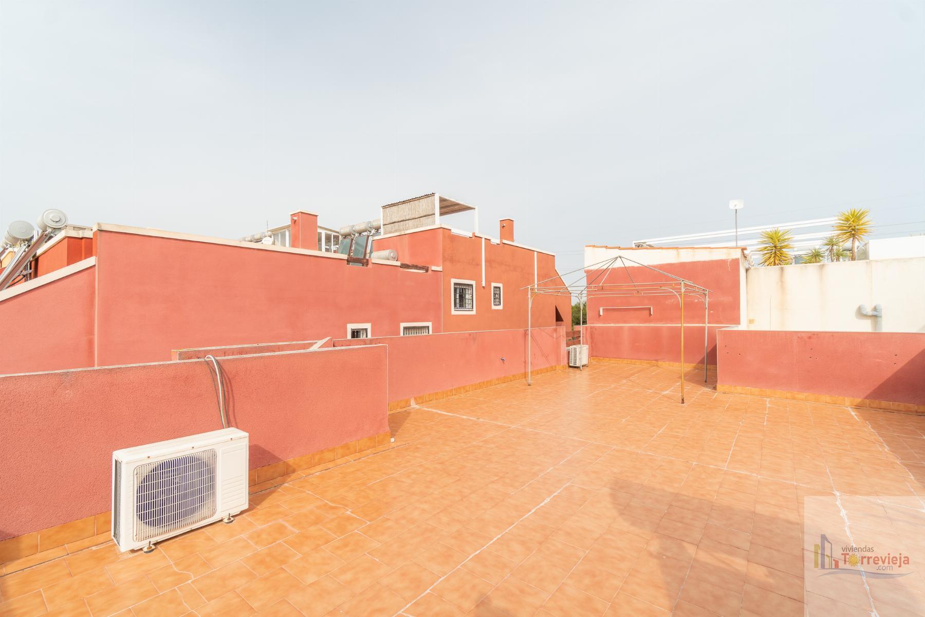 For sale of bungalow in Torrevieja