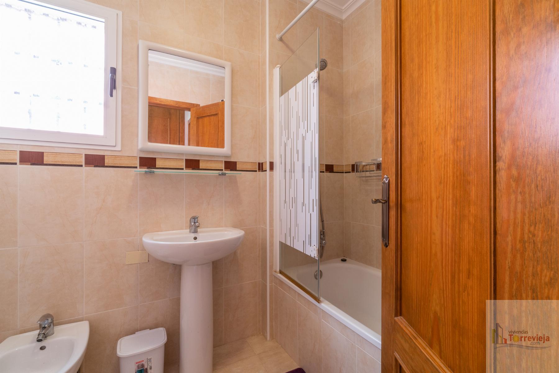 For sale of bungalow in Torrevieja