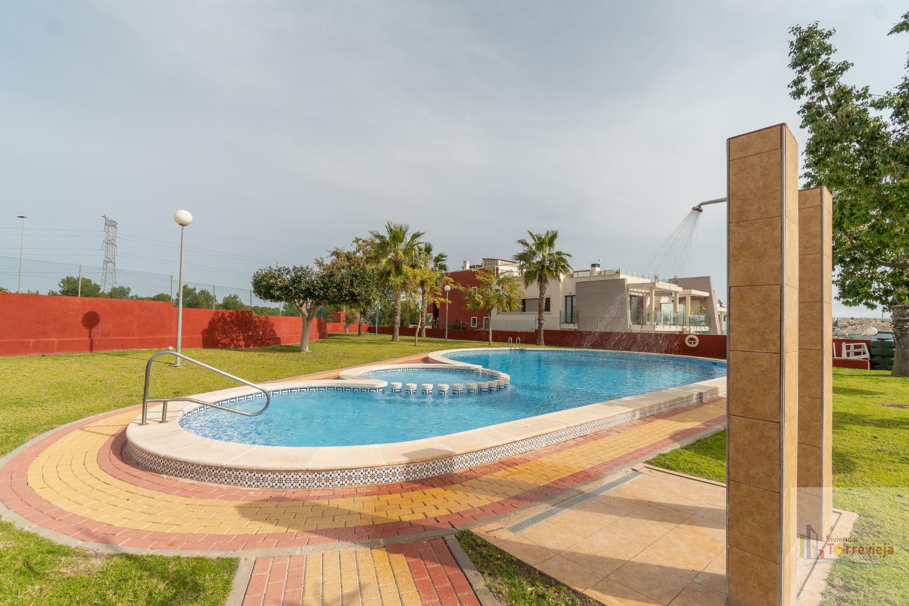 For sale of bungalow in Torrevieja