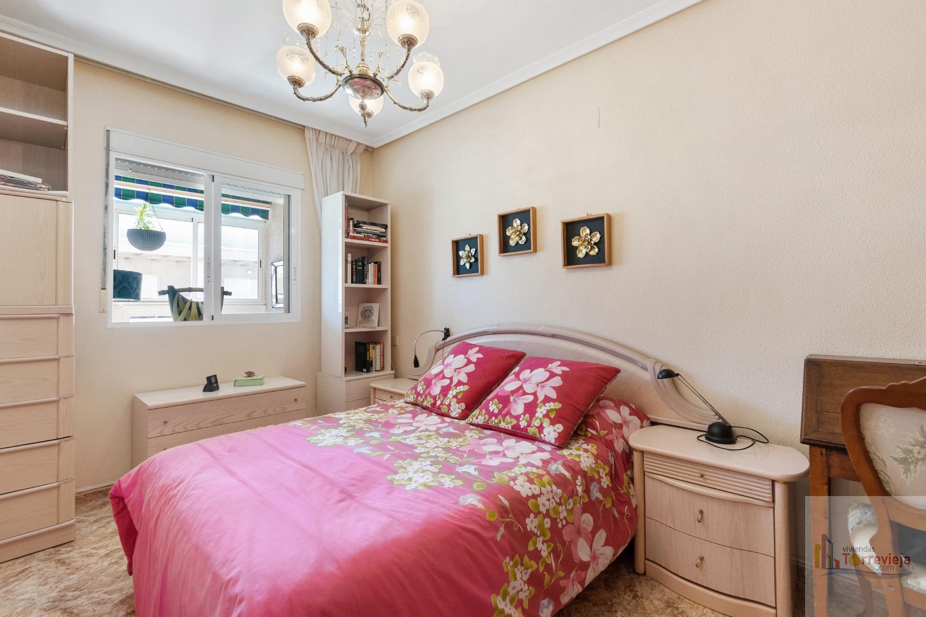For sale of penthouse in Torrevieja