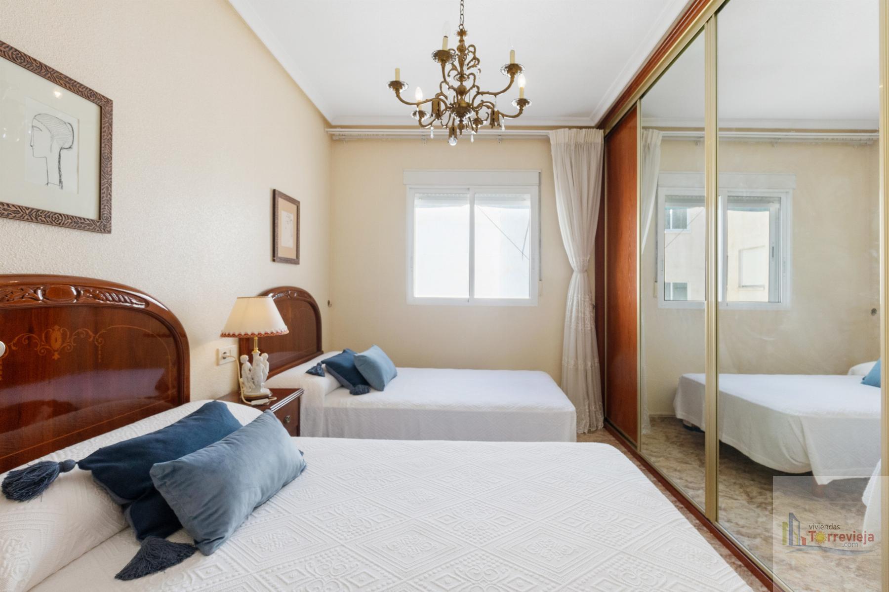 For sale of penthouse in Torrevieja