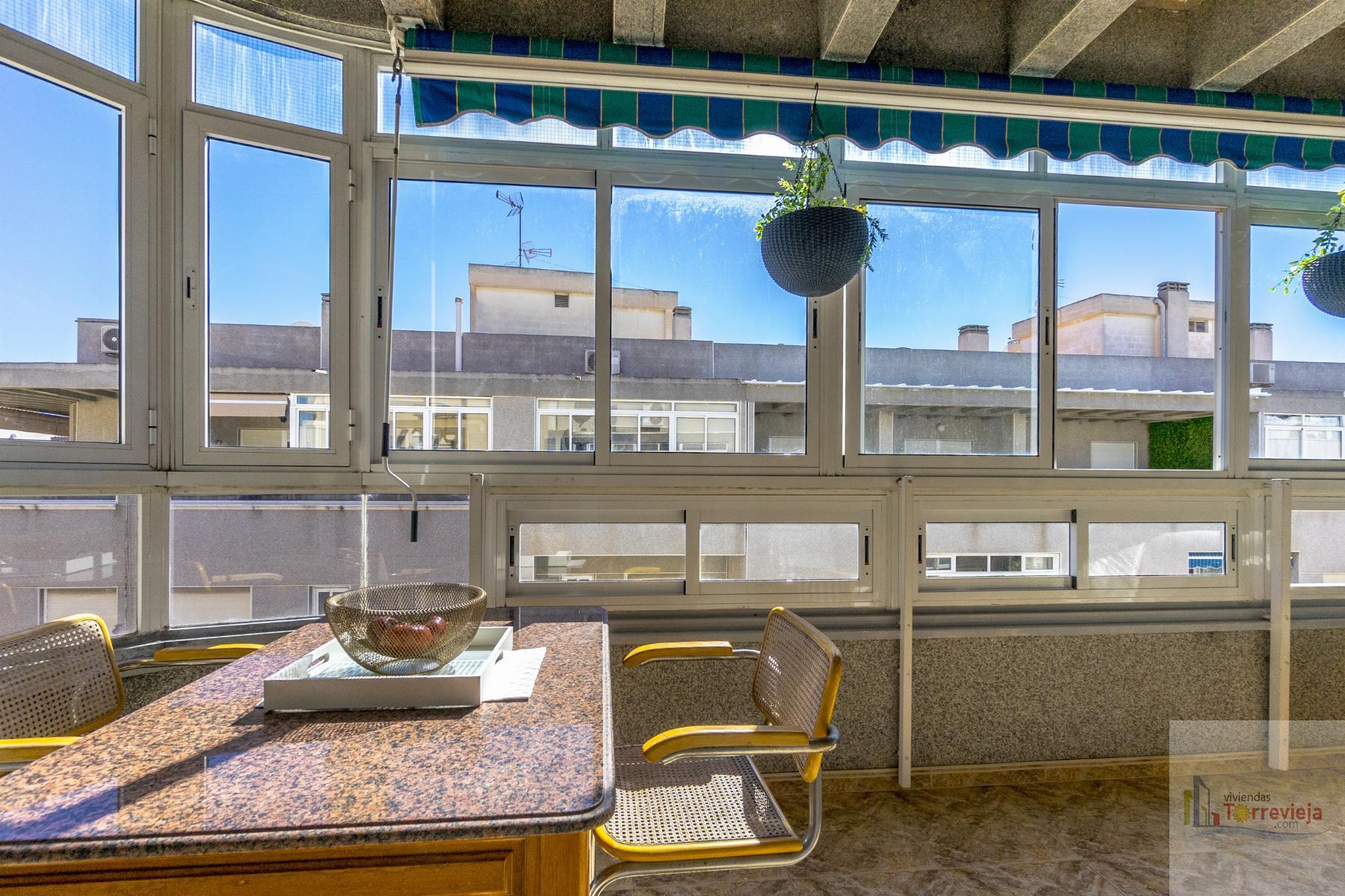 For sale of penthouse in Torrevieja