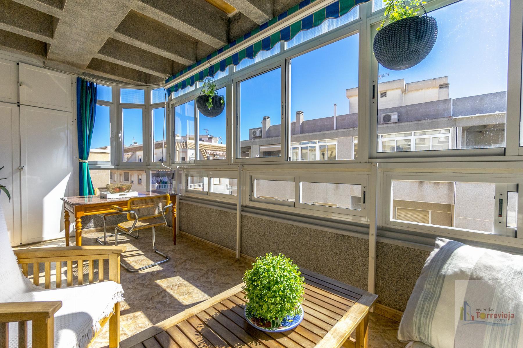 For sale of penthouse in Torrevieja