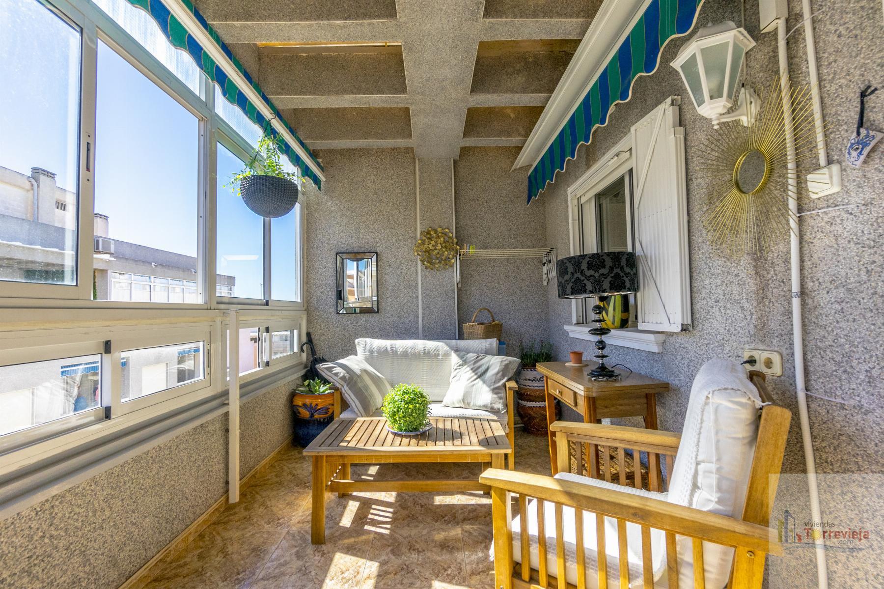For sale of penthouse in Torrevieja