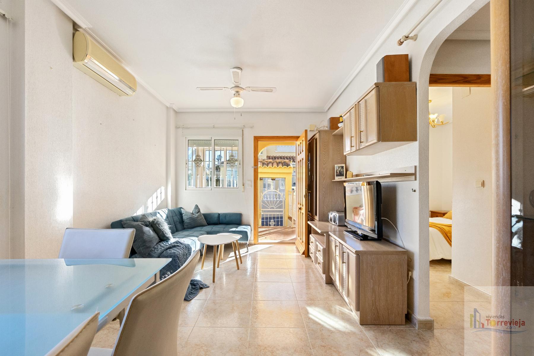For sale of chalet in Orihuela Costa