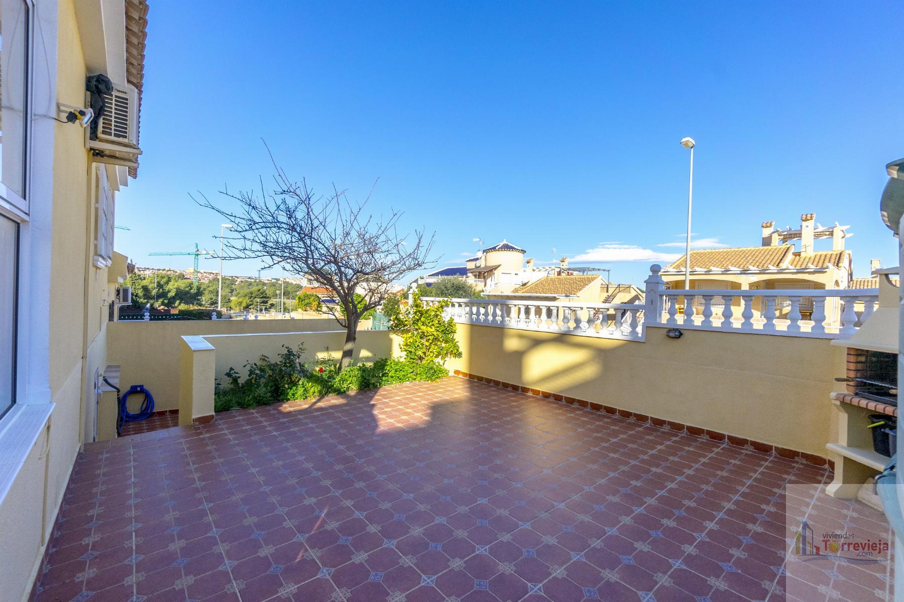 For sale of chalet in Orihuela Costa