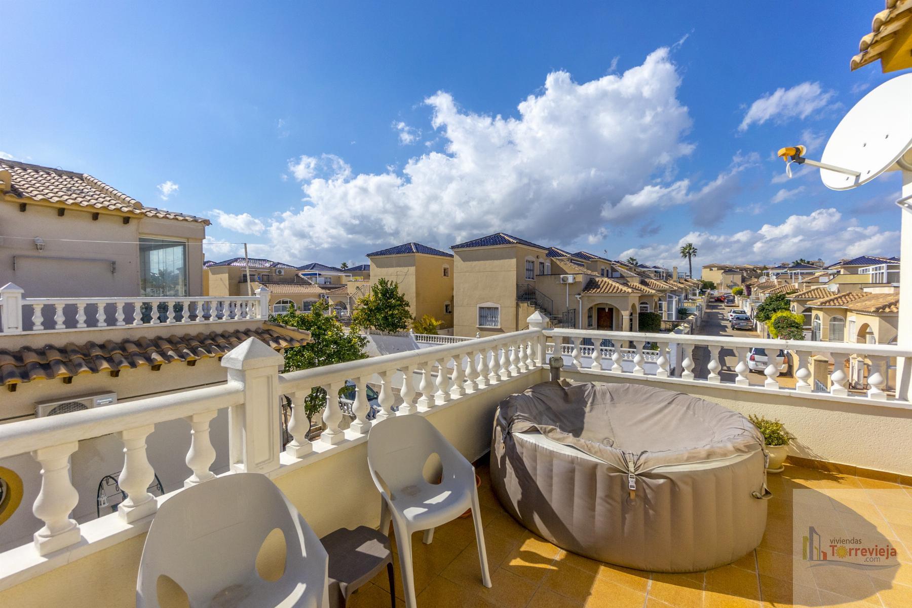 For sale of duplex in Orihuela Costa