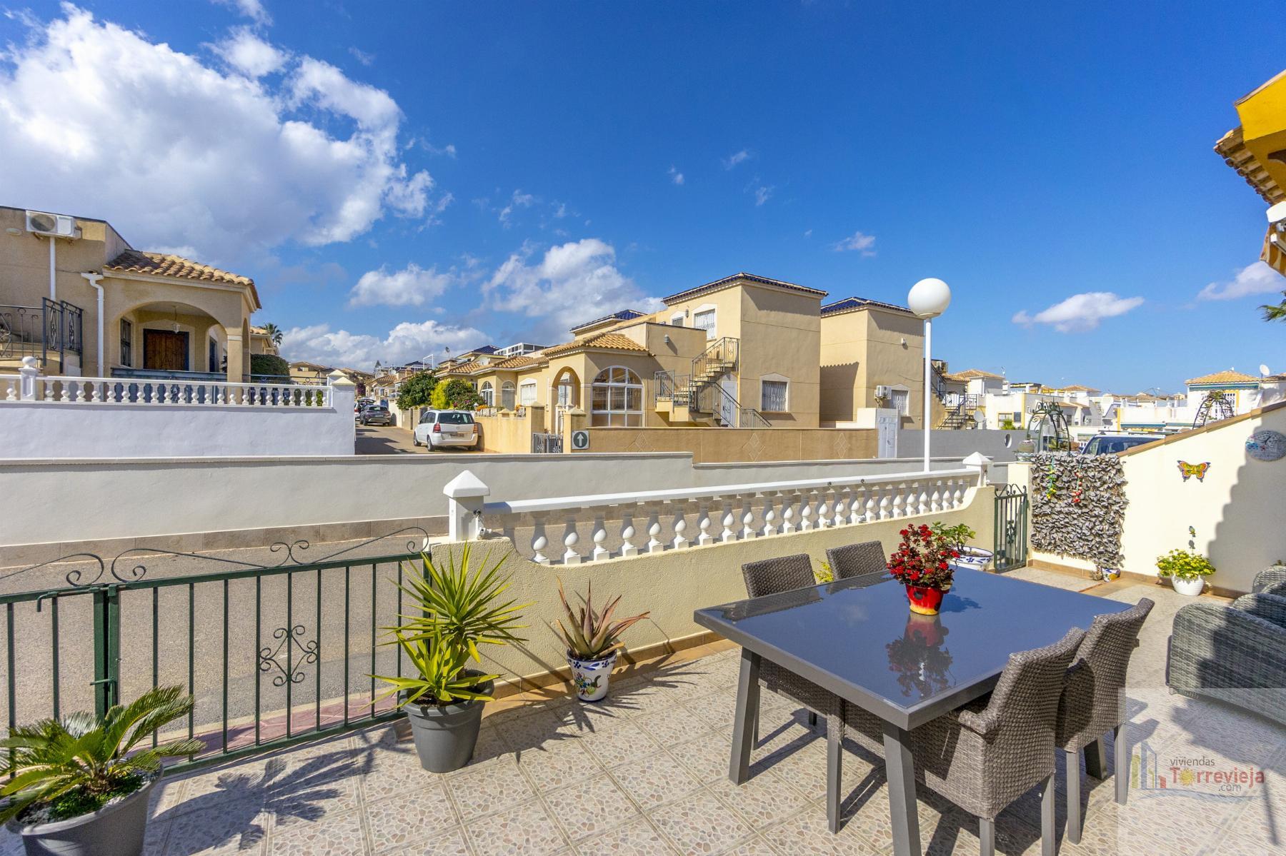 For sale of duplex in Orihuela Costa
