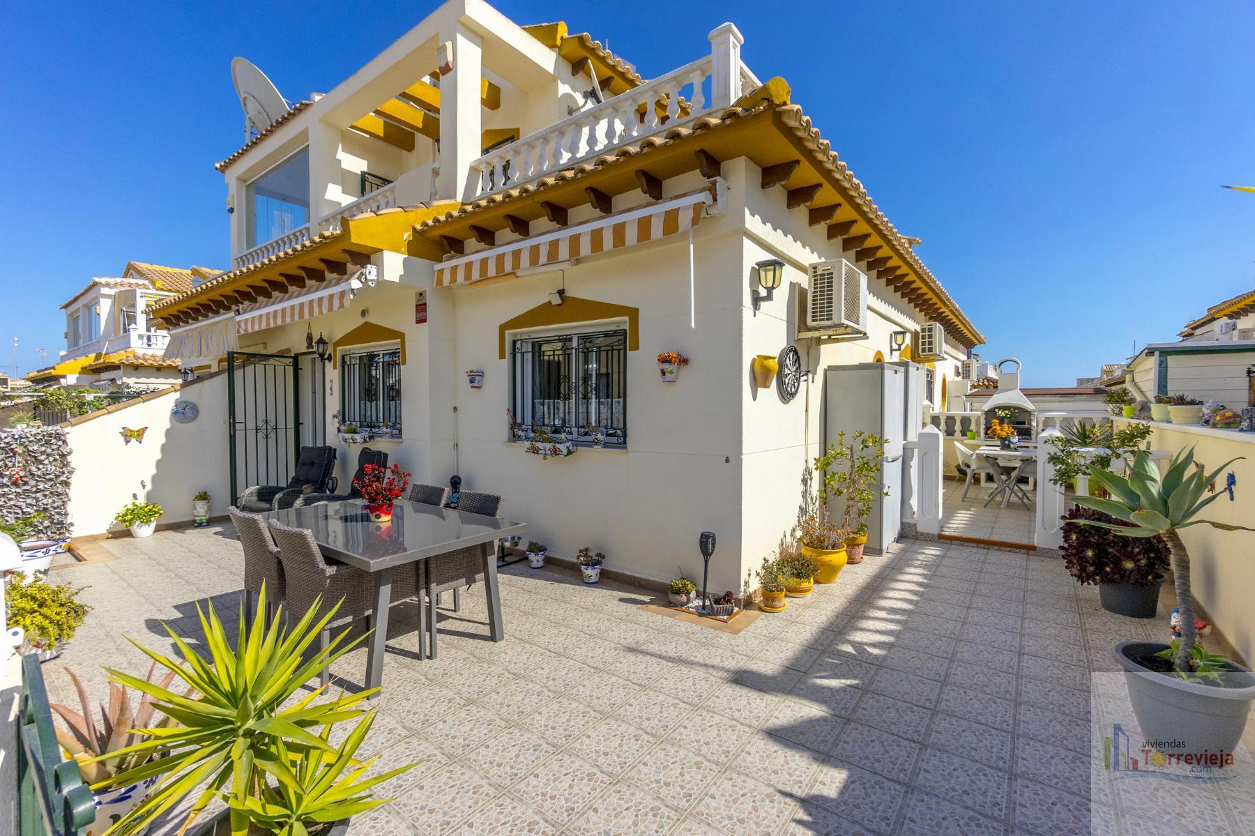 For sale of duplex in Orihuela Costa
