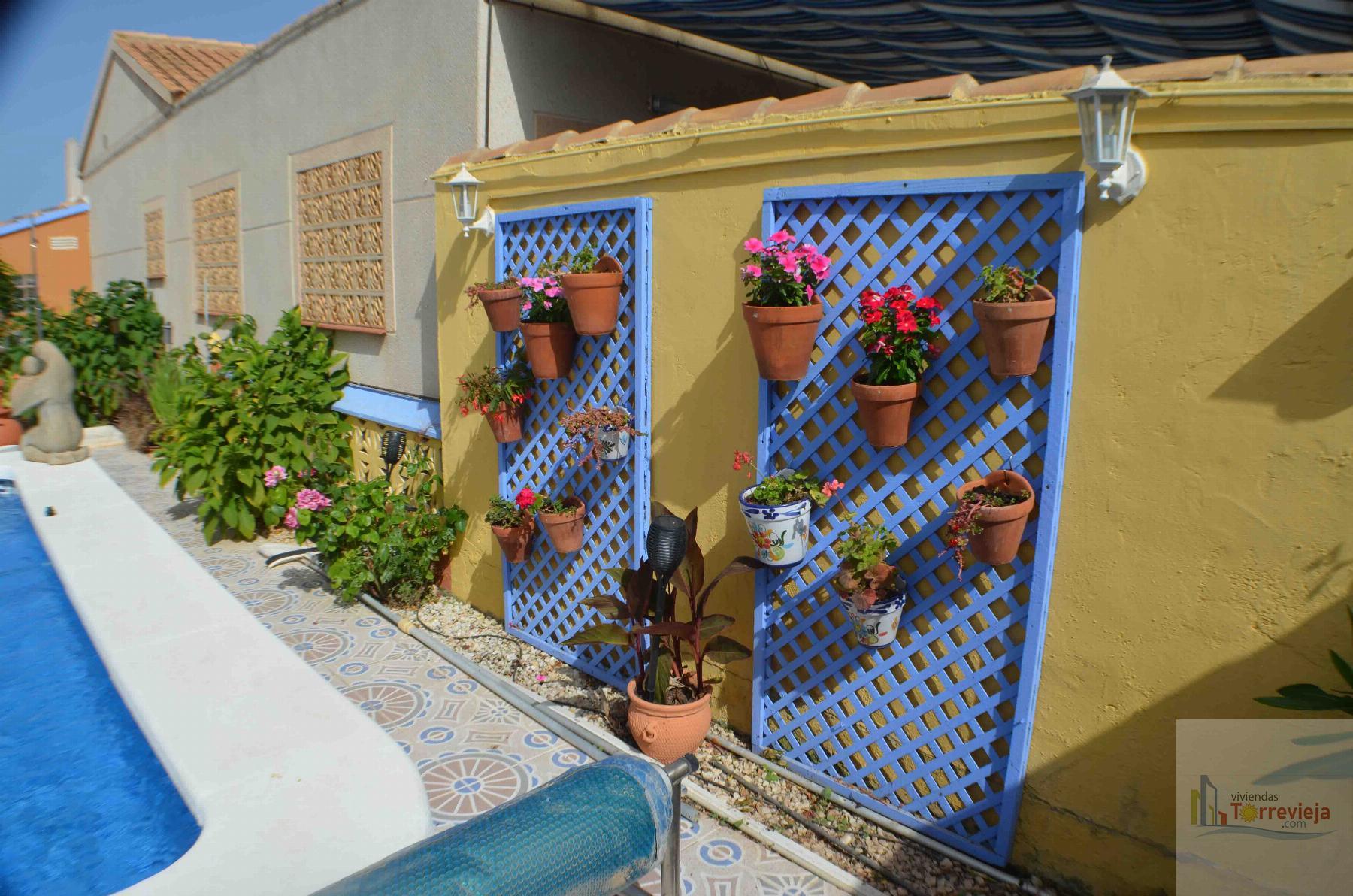 For sale of chalet in Orihuela Costa