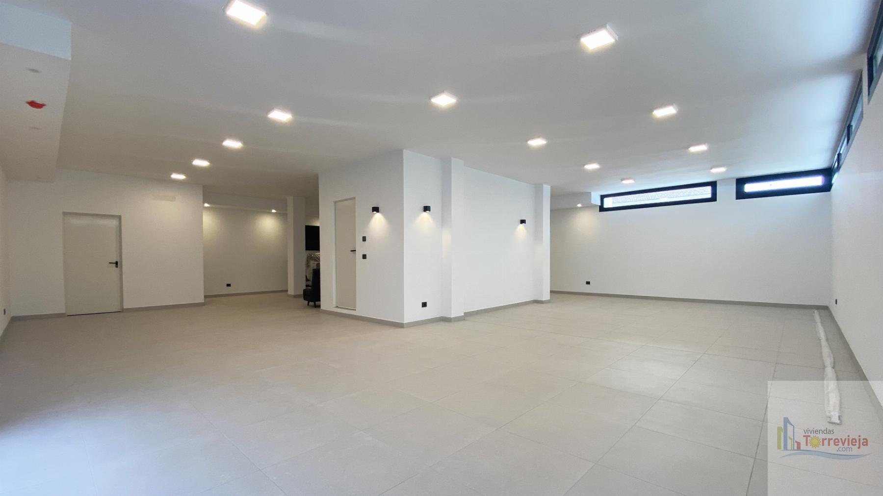 For sale of villa in Torrevieja