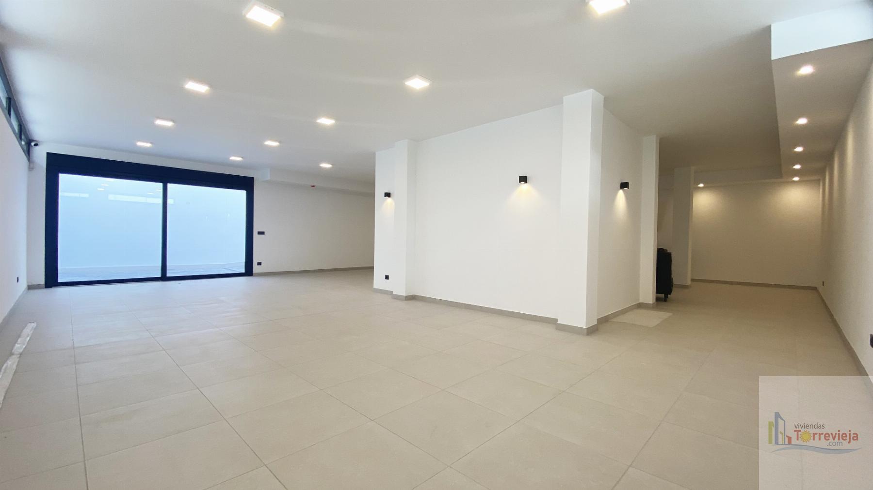 For sale of villa in Torrevieja