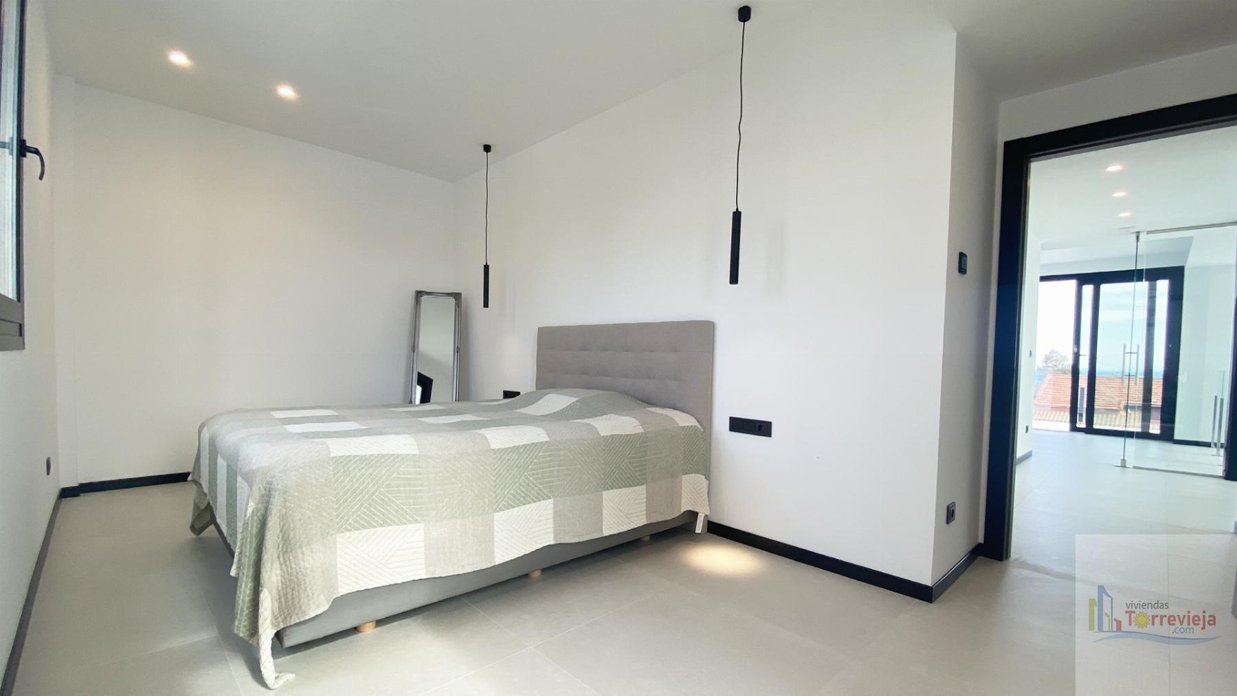 For sale of villa in Torrevieja