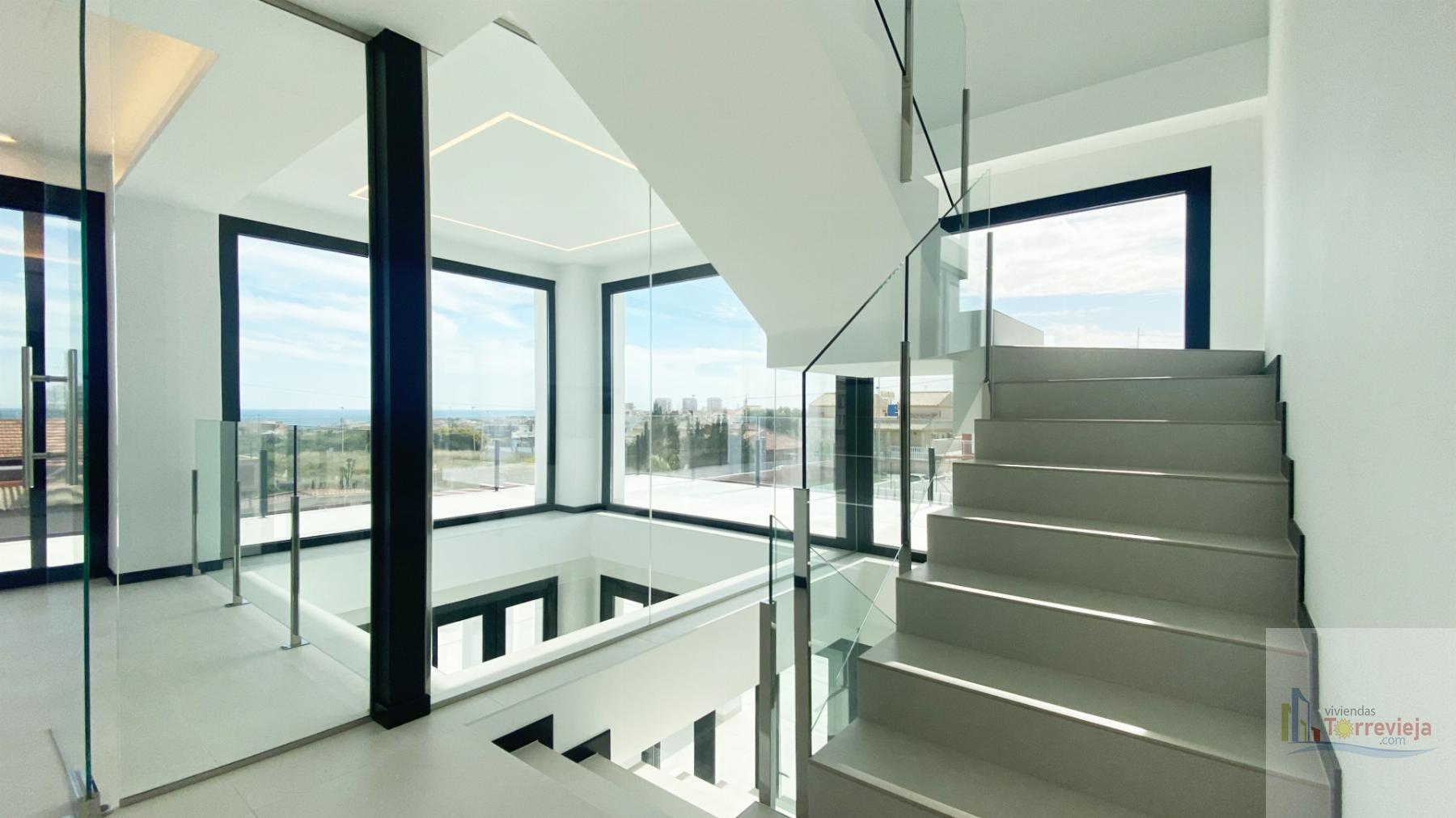 For sale of villa in Torrevieja