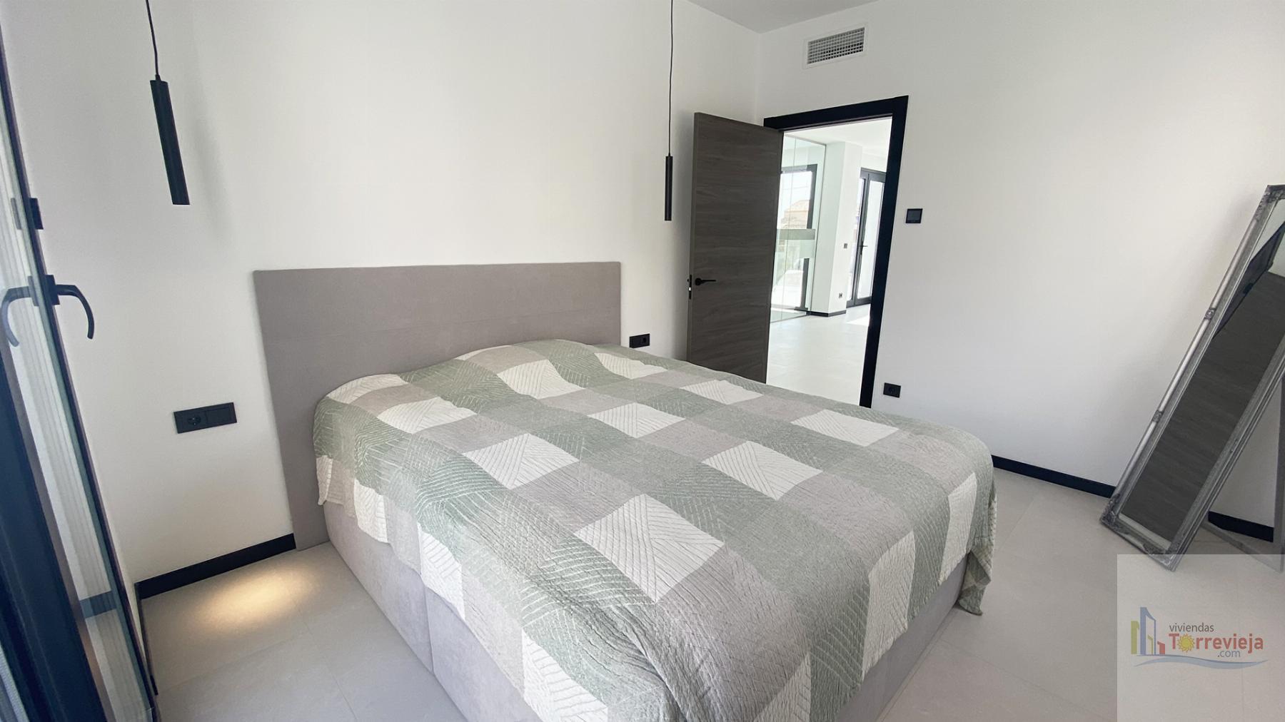 For sale of villa in Torrevieja