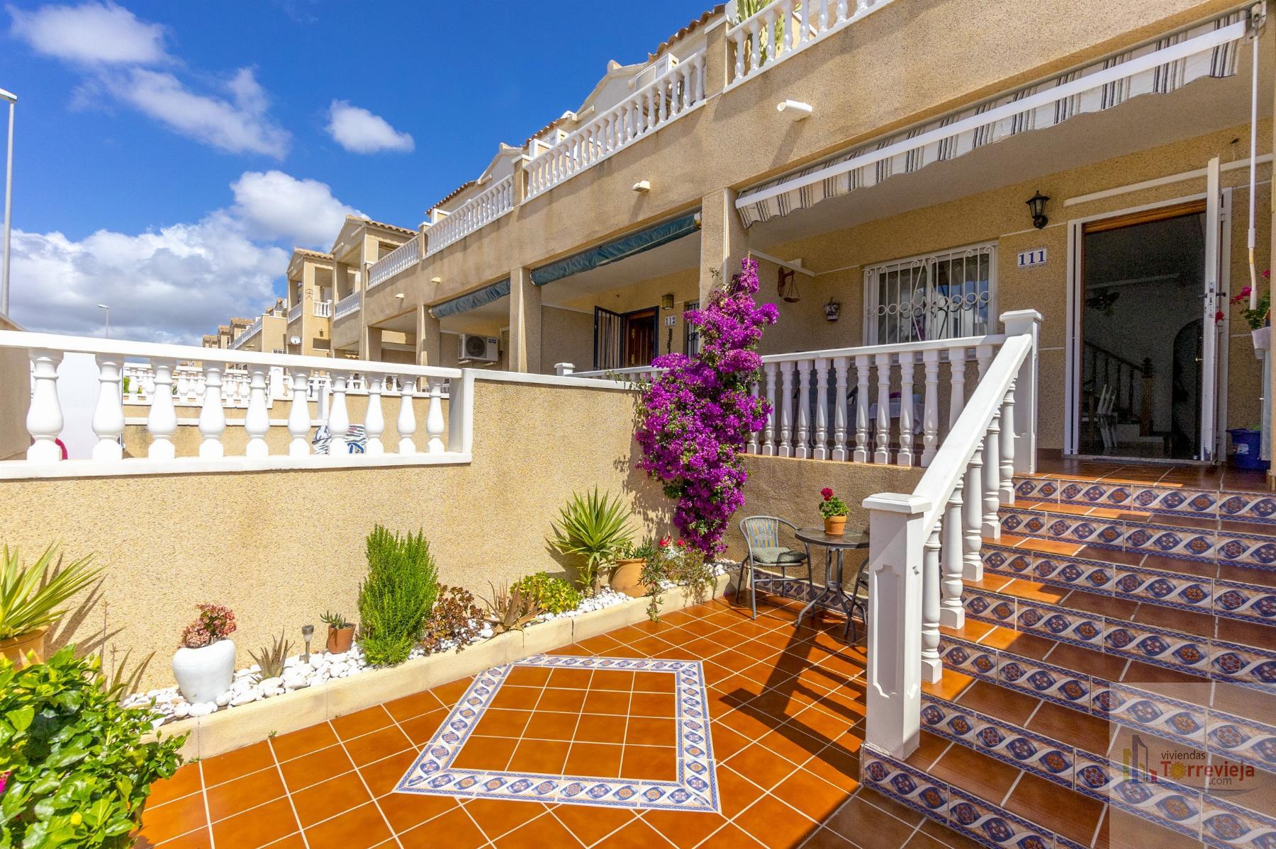 For sale of duplex in Orihuela Costa