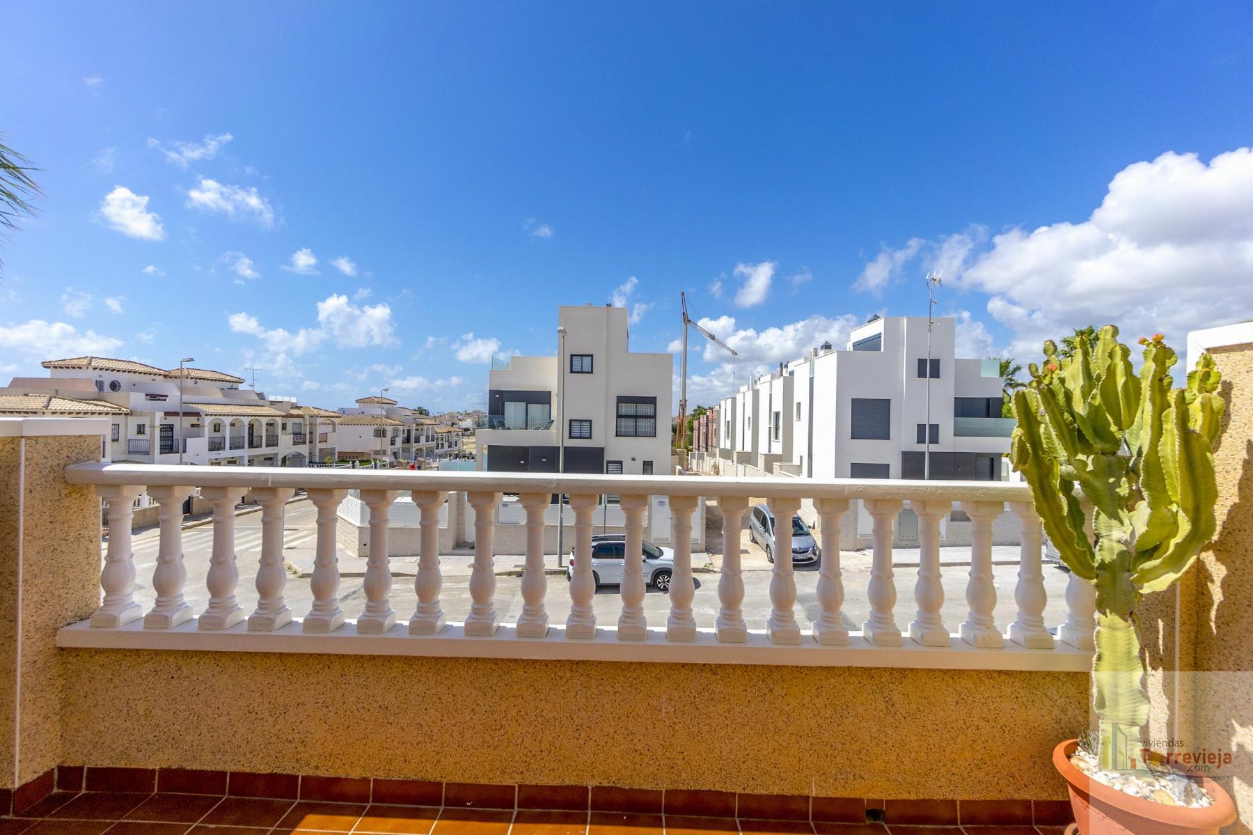 For sale of duplex in Orihuela Costa