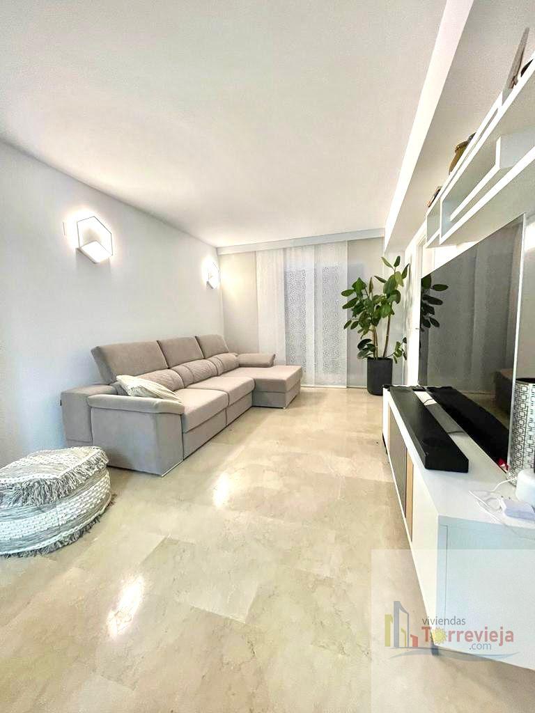 For sale of apartment in Orihuela Costa