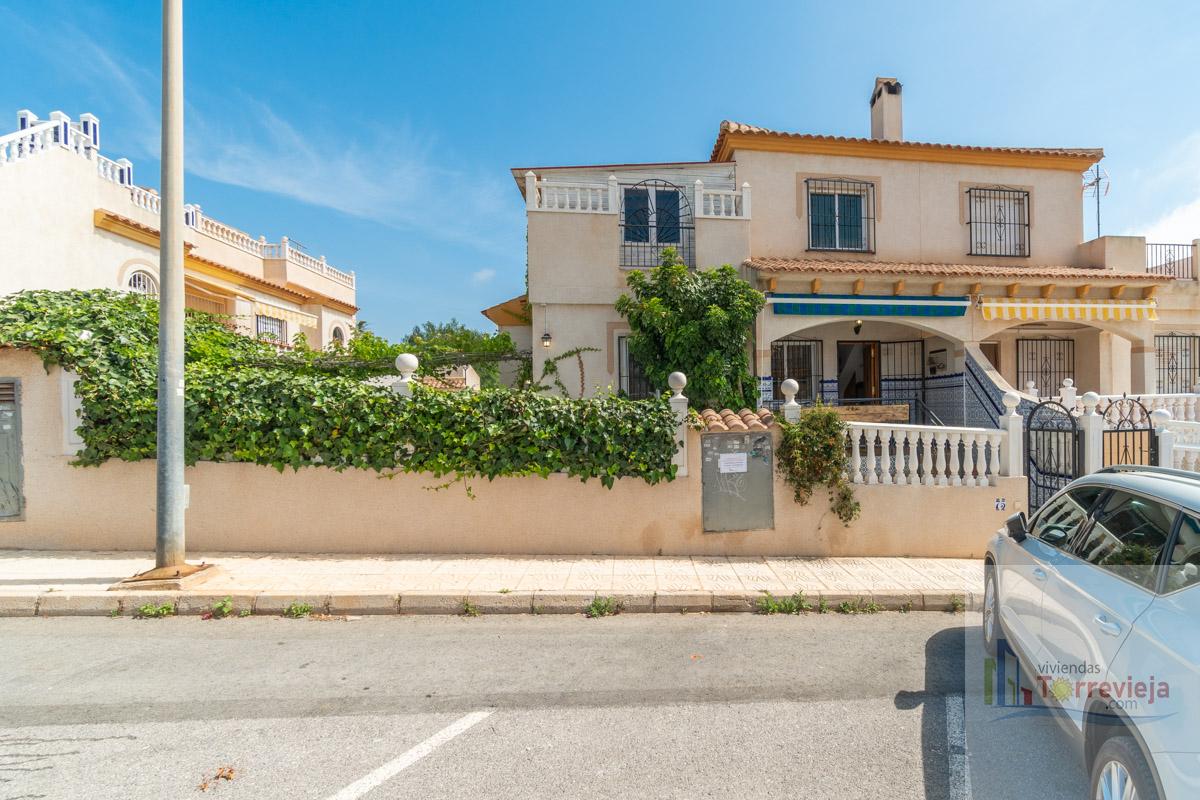 For sale of bungalow in Torrevieja
